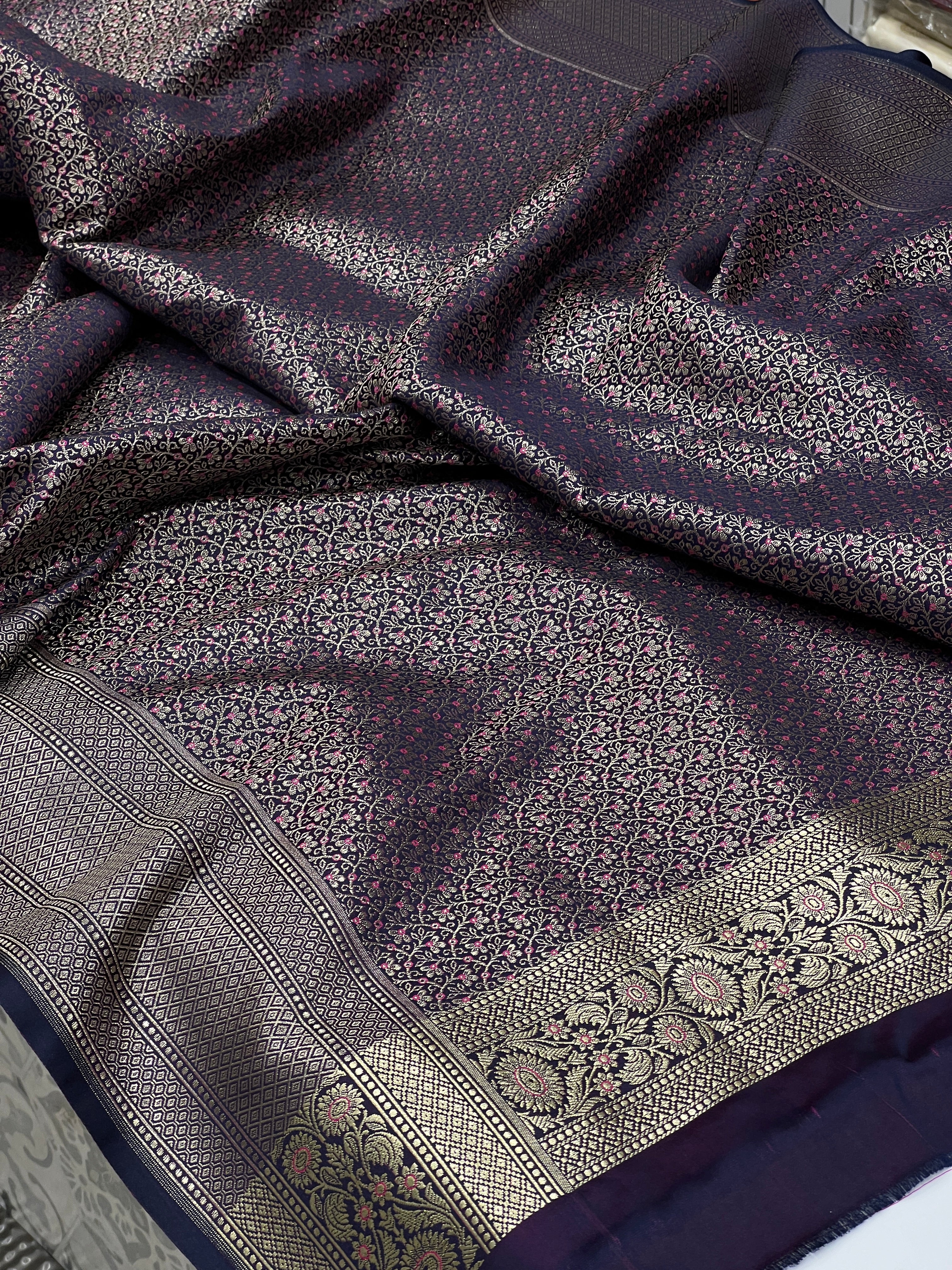 Purple Blue Dhup Chava Flower Border Saree