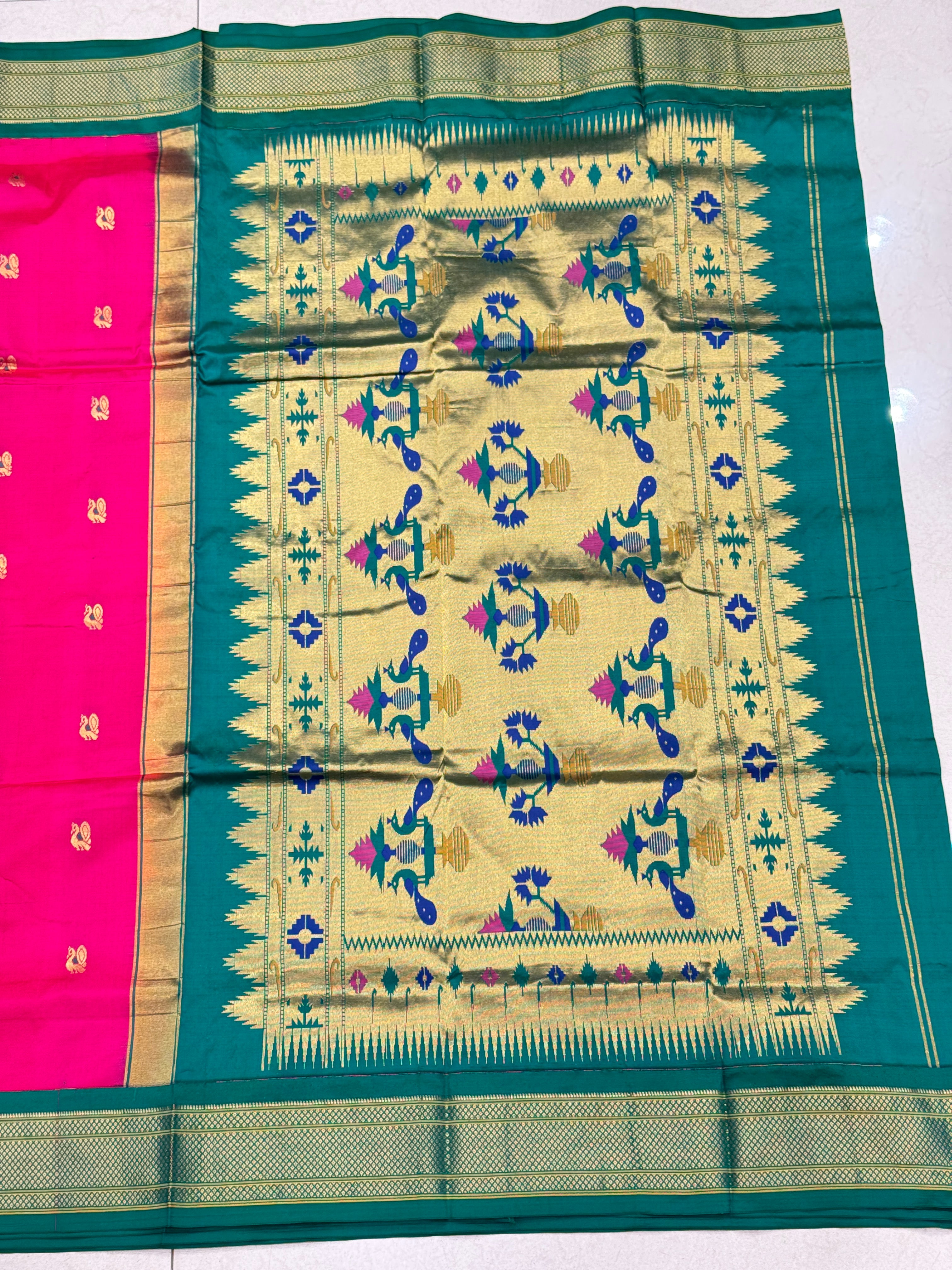 Rani Morbangdi Paithani Pure Silk Saree