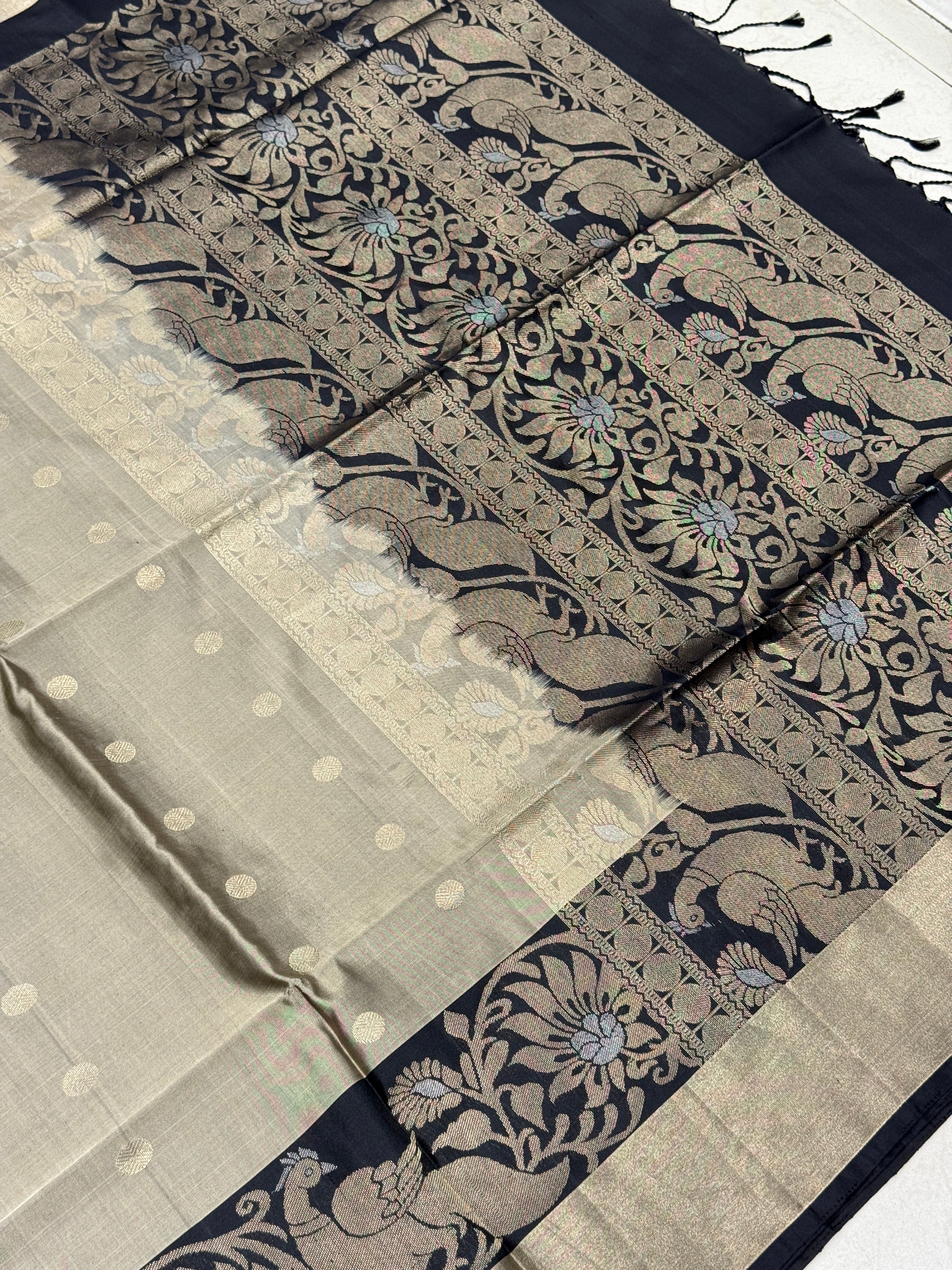 Cement Beige Handloom Kanchipuram Pure Silk Saree