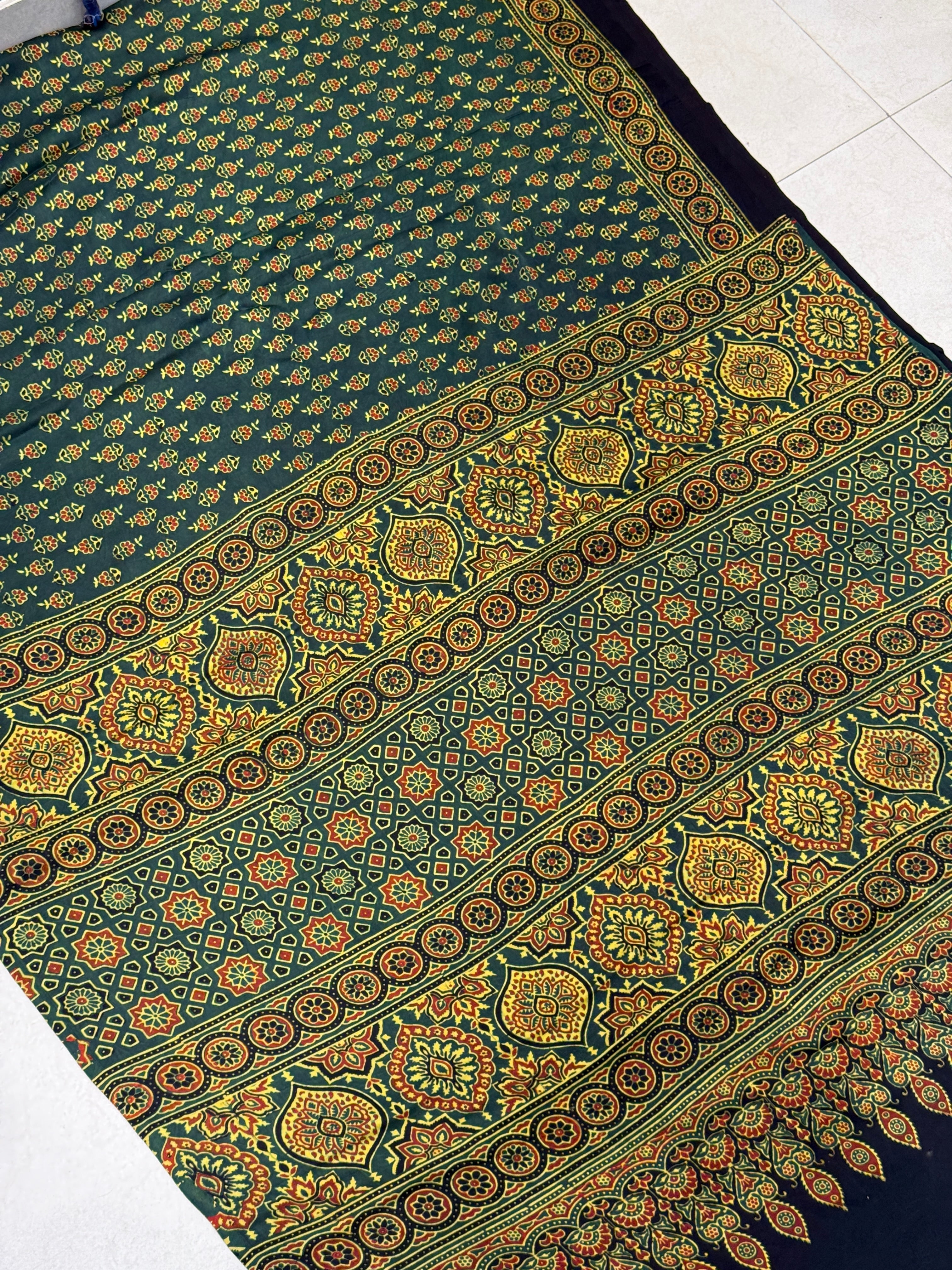 Green Floral Butti Ajrakh Modal Gajji Silk Saree