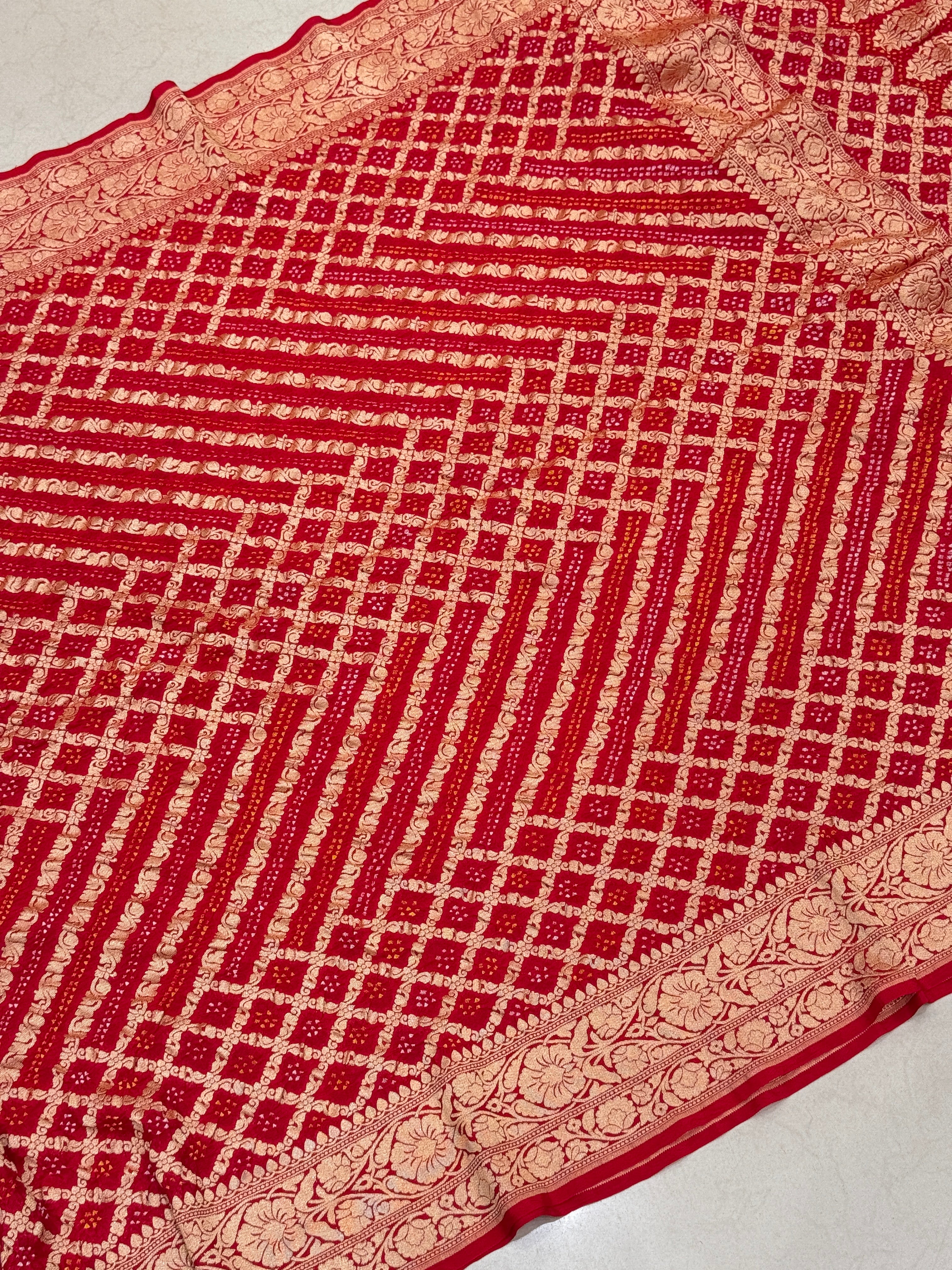 Red Criss Cross Georgette Handloom Bandhej Bandhini Saree