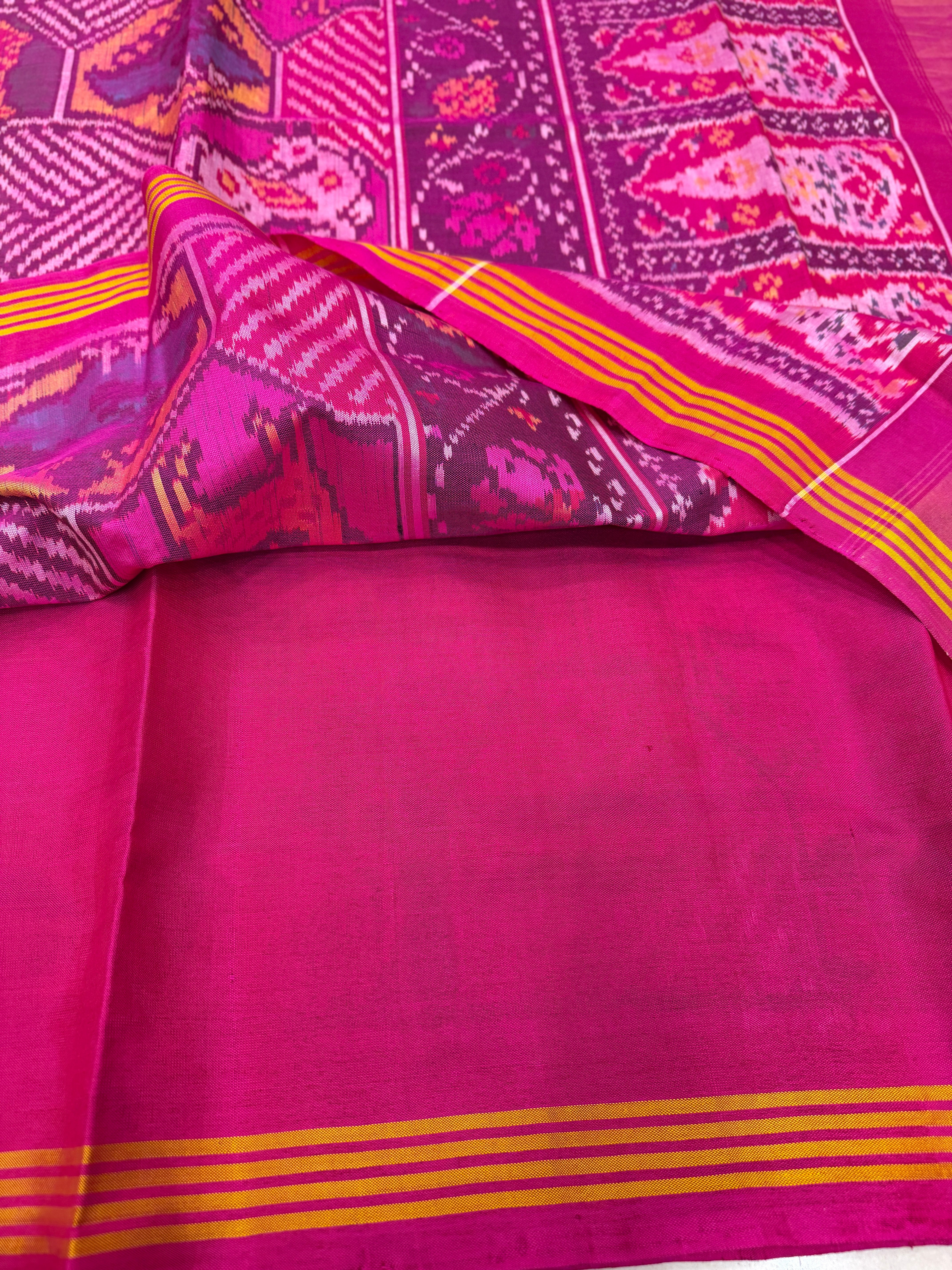Pink Contemporary Chhabadi Patan Handloom Ikat Patola Silk Saree