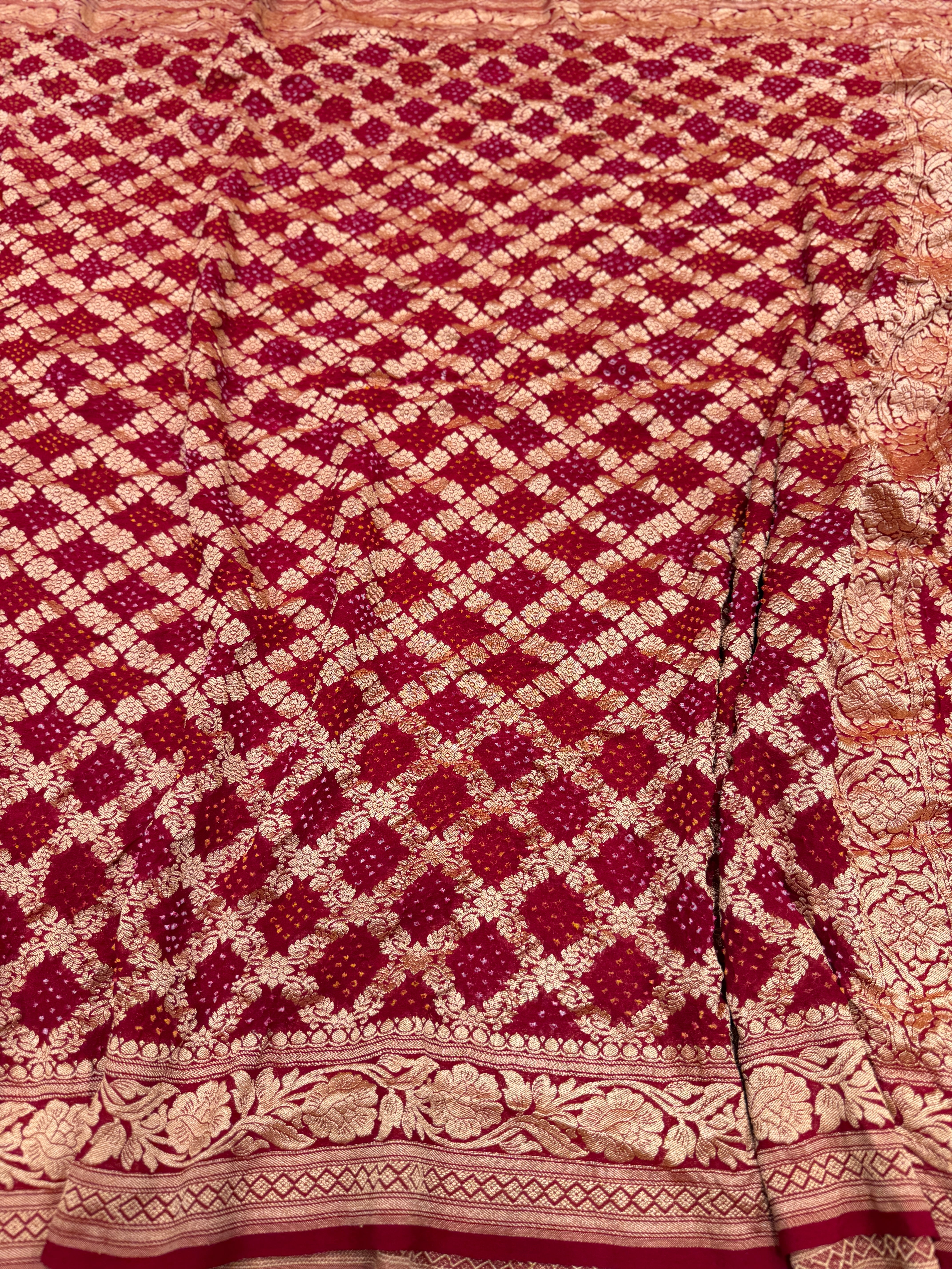 Maroon Floral Border Georgette Handloom Bandhej Bandhini Saree