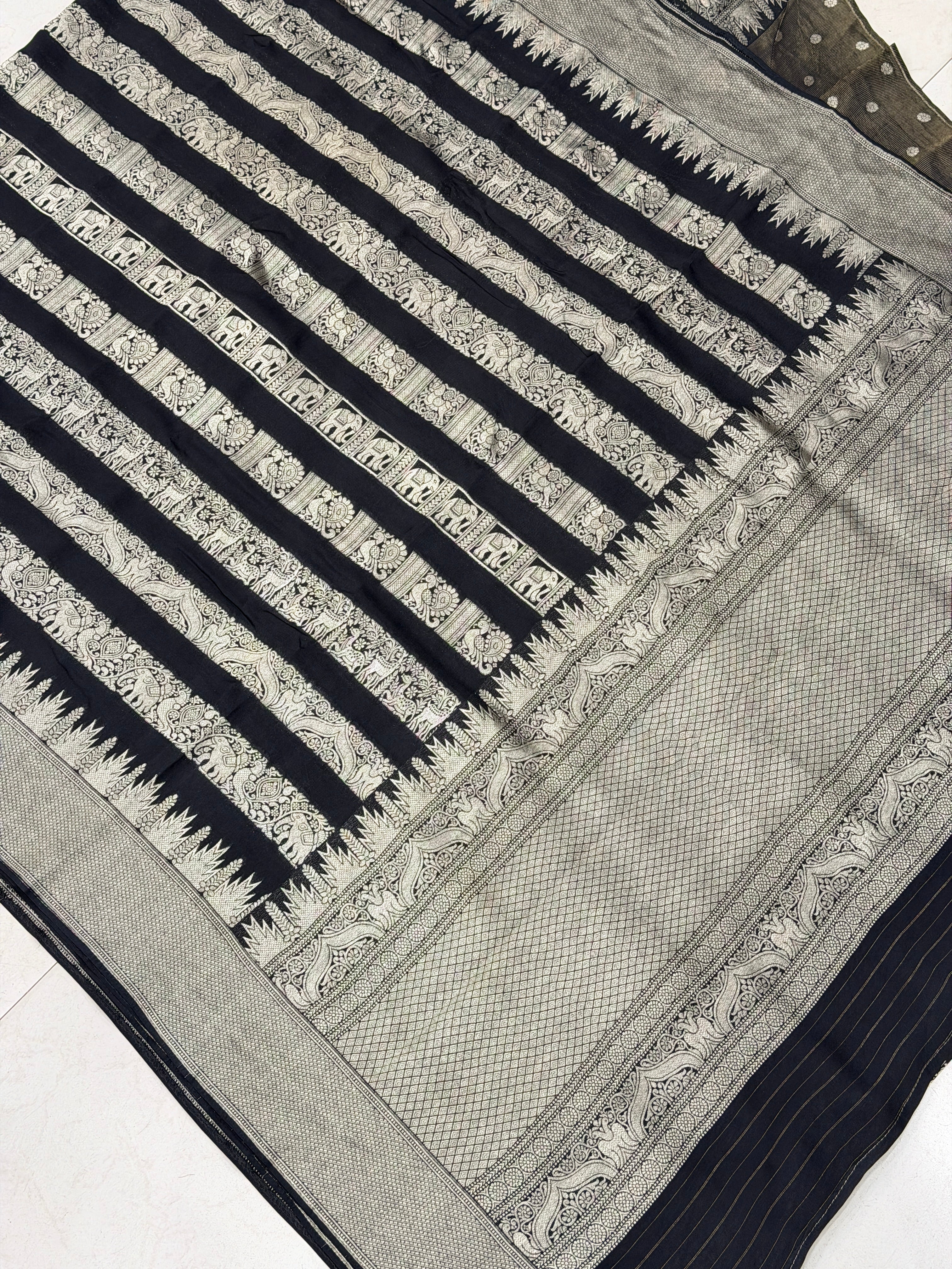 Nita Ambani Inspired Black Contemporary Kanchi Banarasi Saree