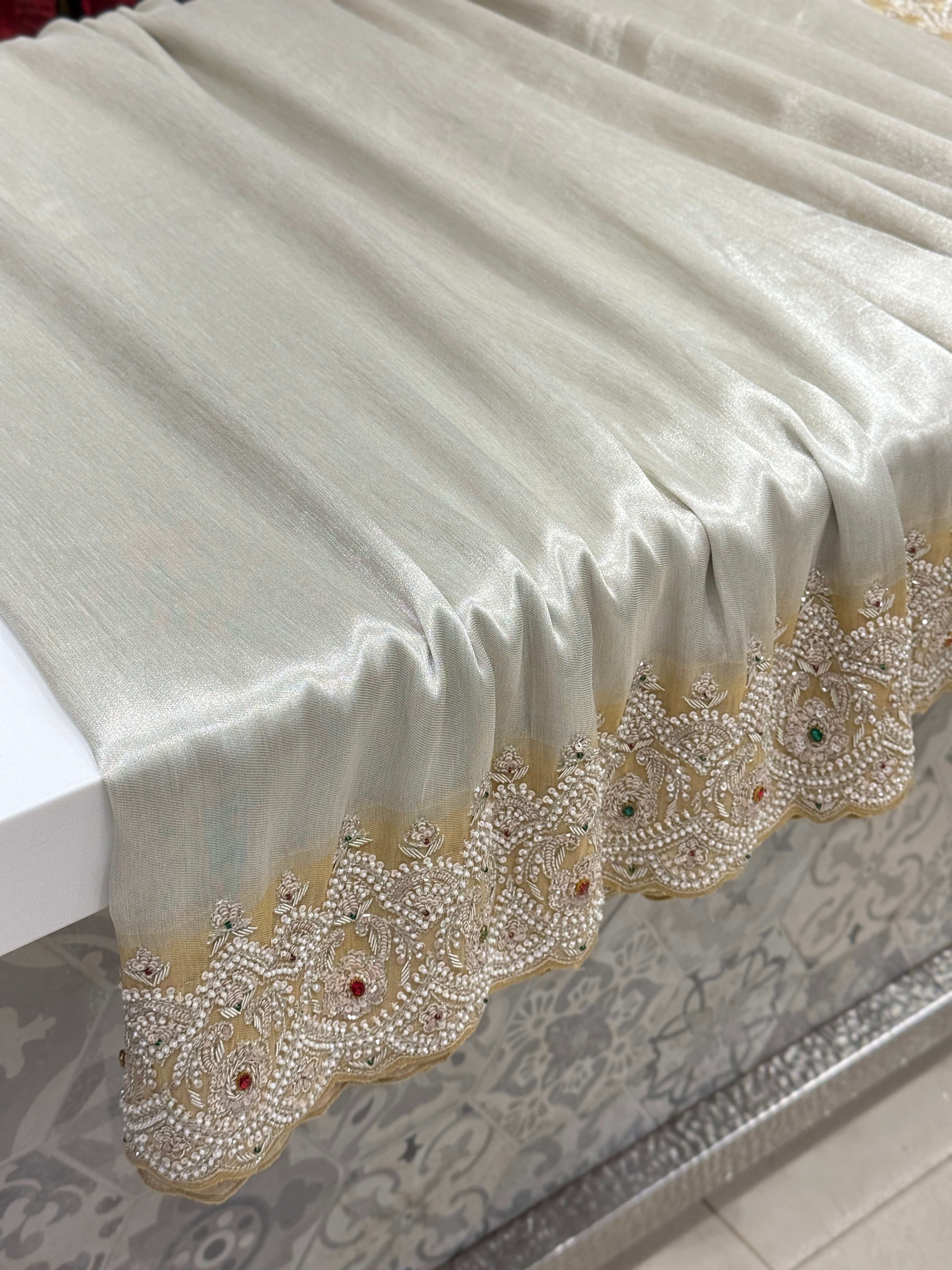 Silver Gold Tissue Hand Embroidery Crystal Embroidery Saree