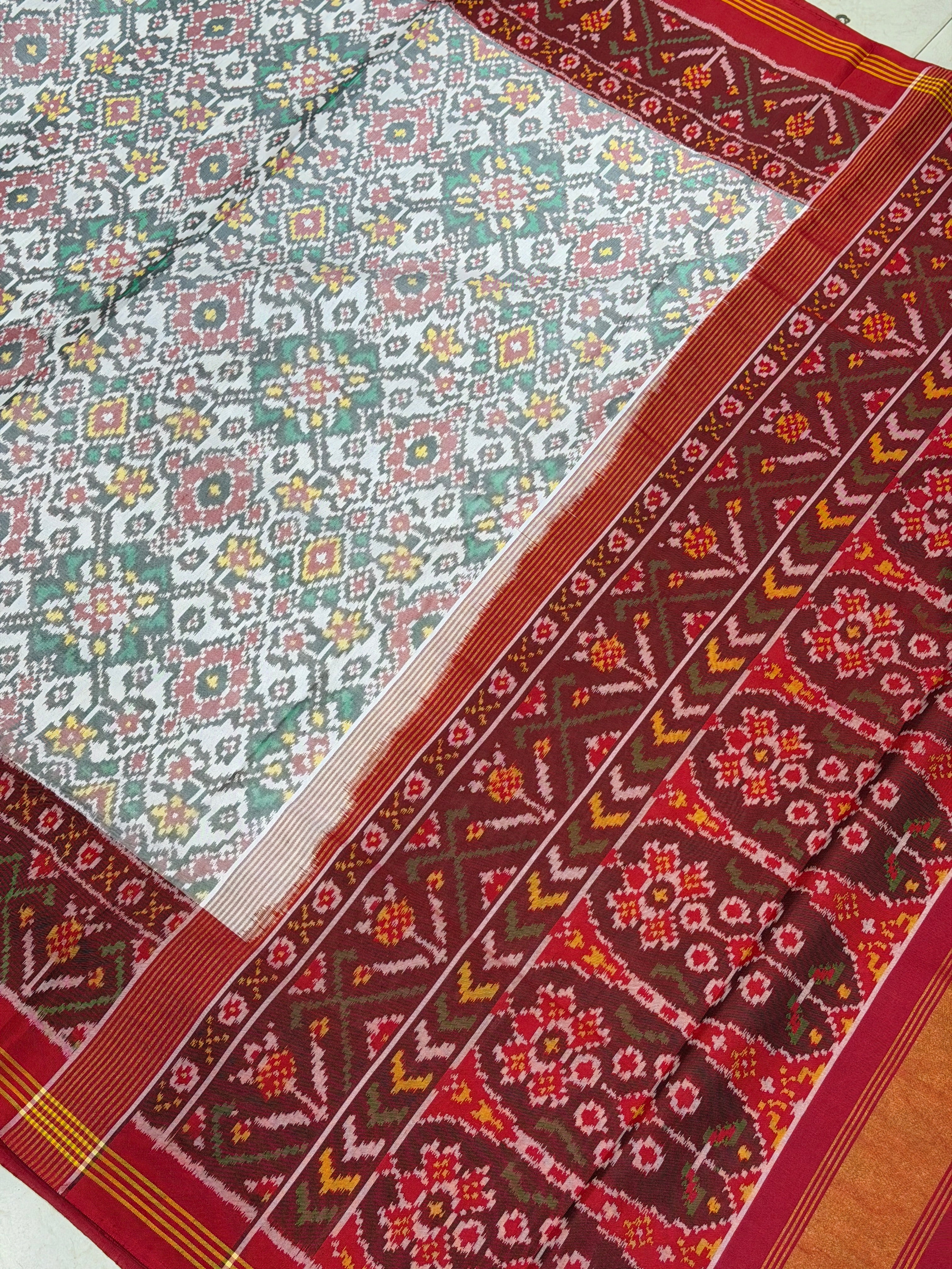 White Maroon Navratna Patan Patola Handloom Silk Saree