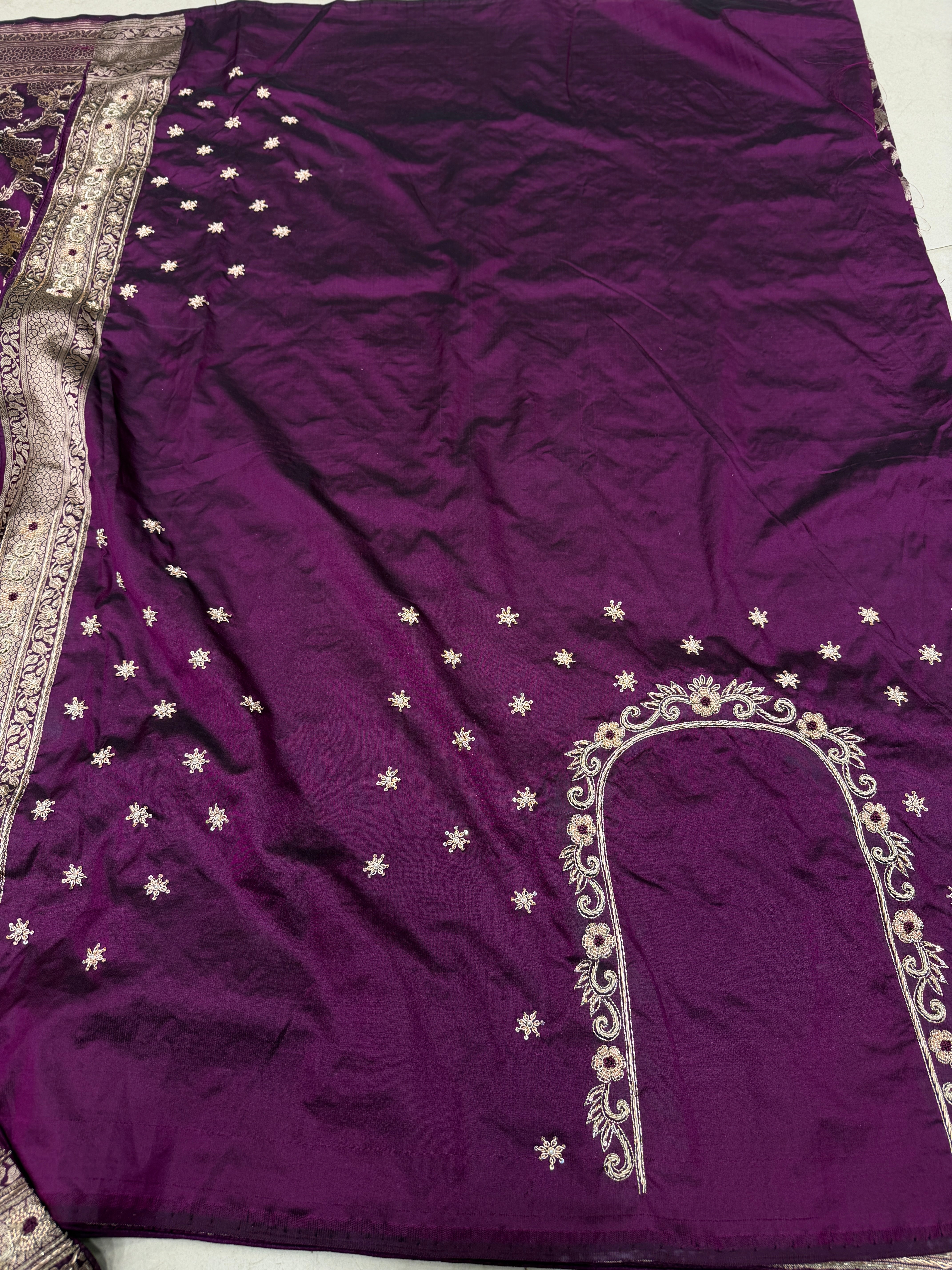 Wine Jaal Handloom Banarasi Katan Silk Zardosi Hand Embroidery Saree