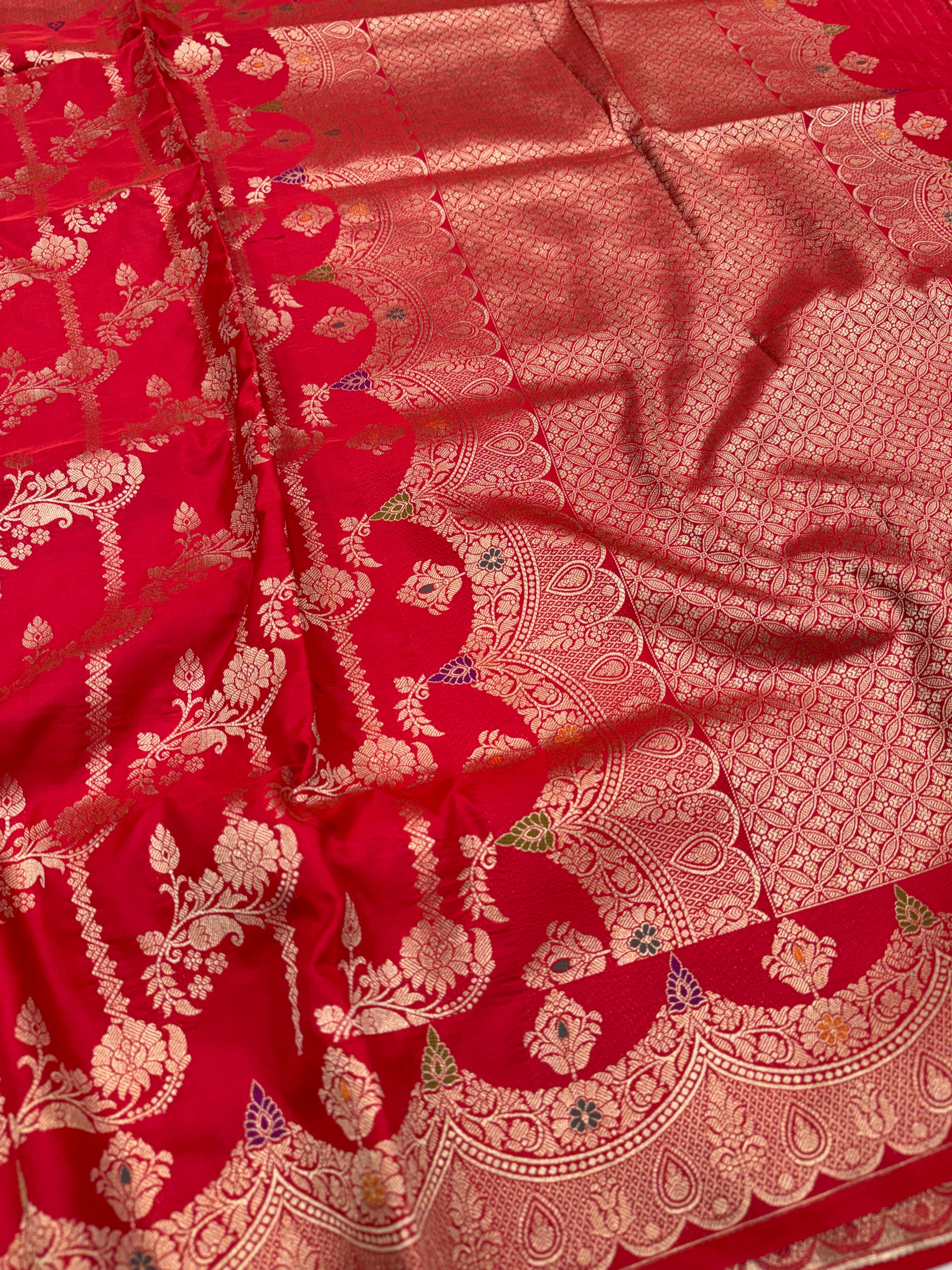 Red Leheriya Scallop Banarasi Silk Saree