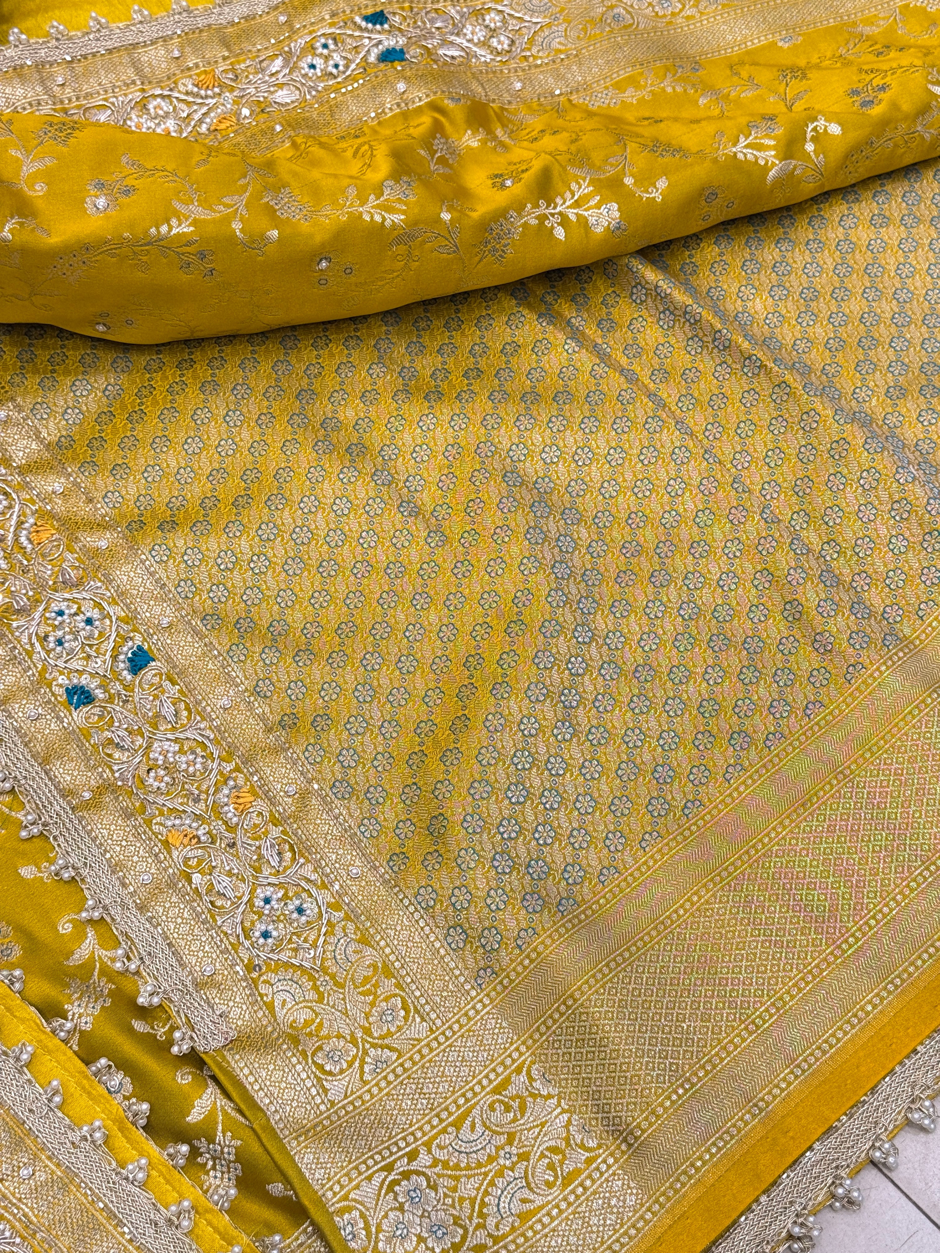 Yellowish Green Banarasi Jaal Dual Resham Hand Embroidery Saree
