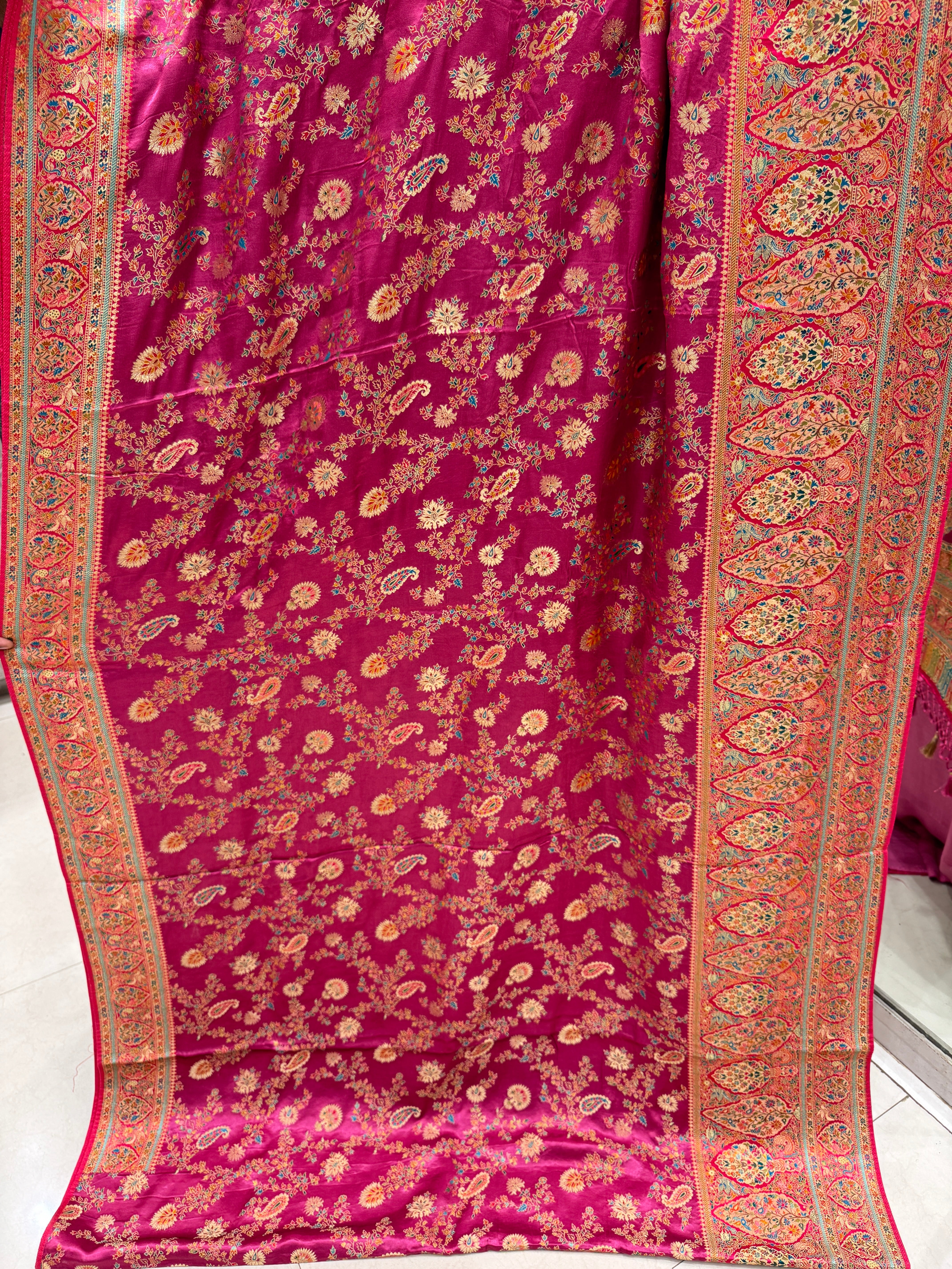Rasberry Pink Banarasi Modal Rangkat Meenakari Jaal Big Border Saree