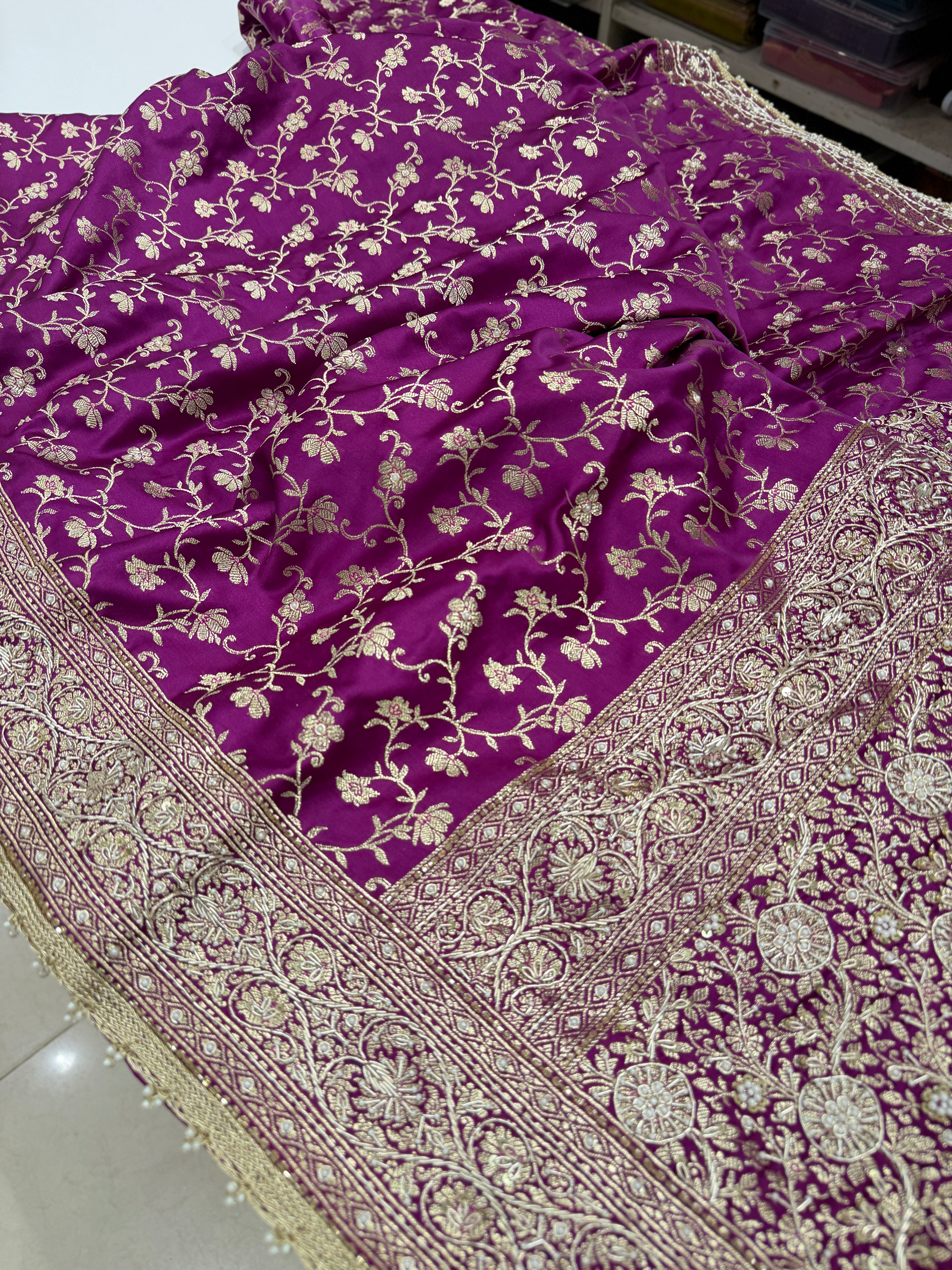 Wine Banarasi Perwinkle Jaal Zardozi Hand Embroidery Saree