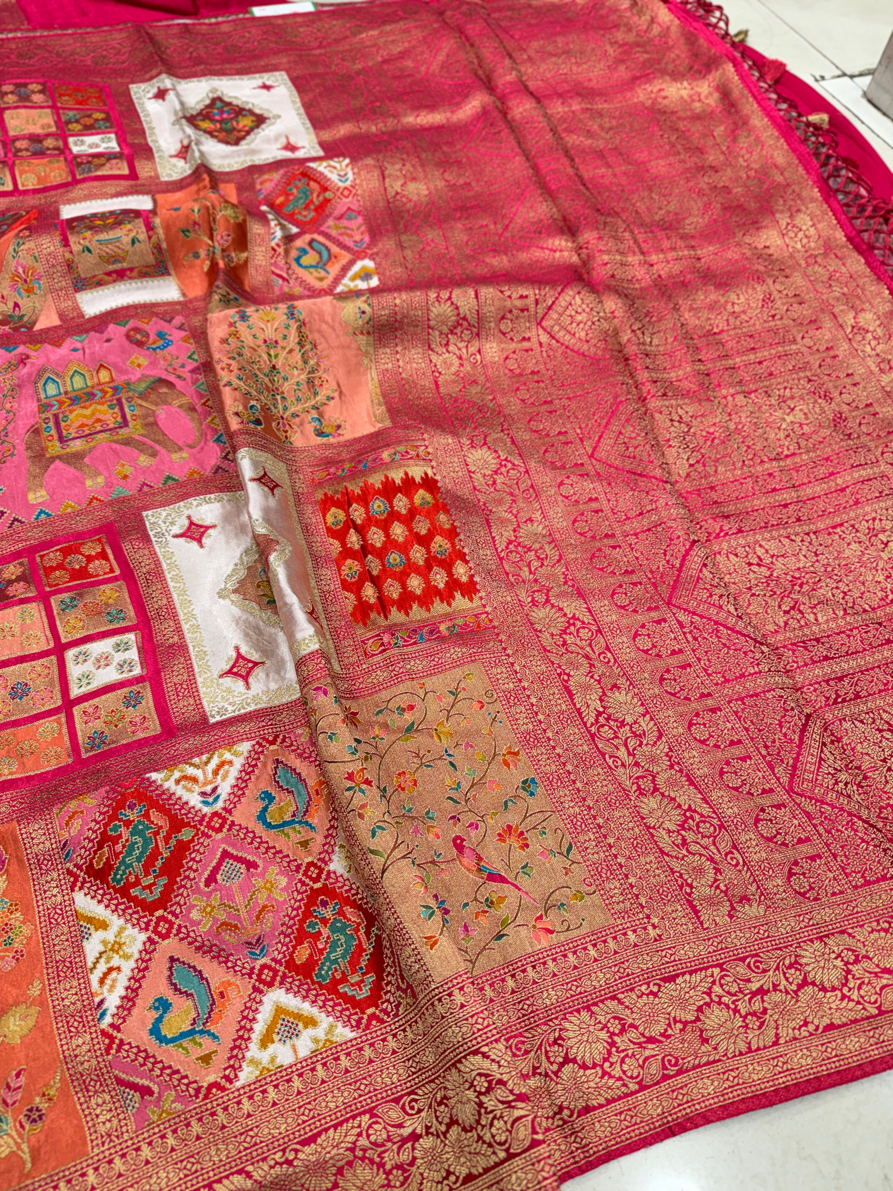 Contemporary Rangkat Modal Banarasi Weaved Saree