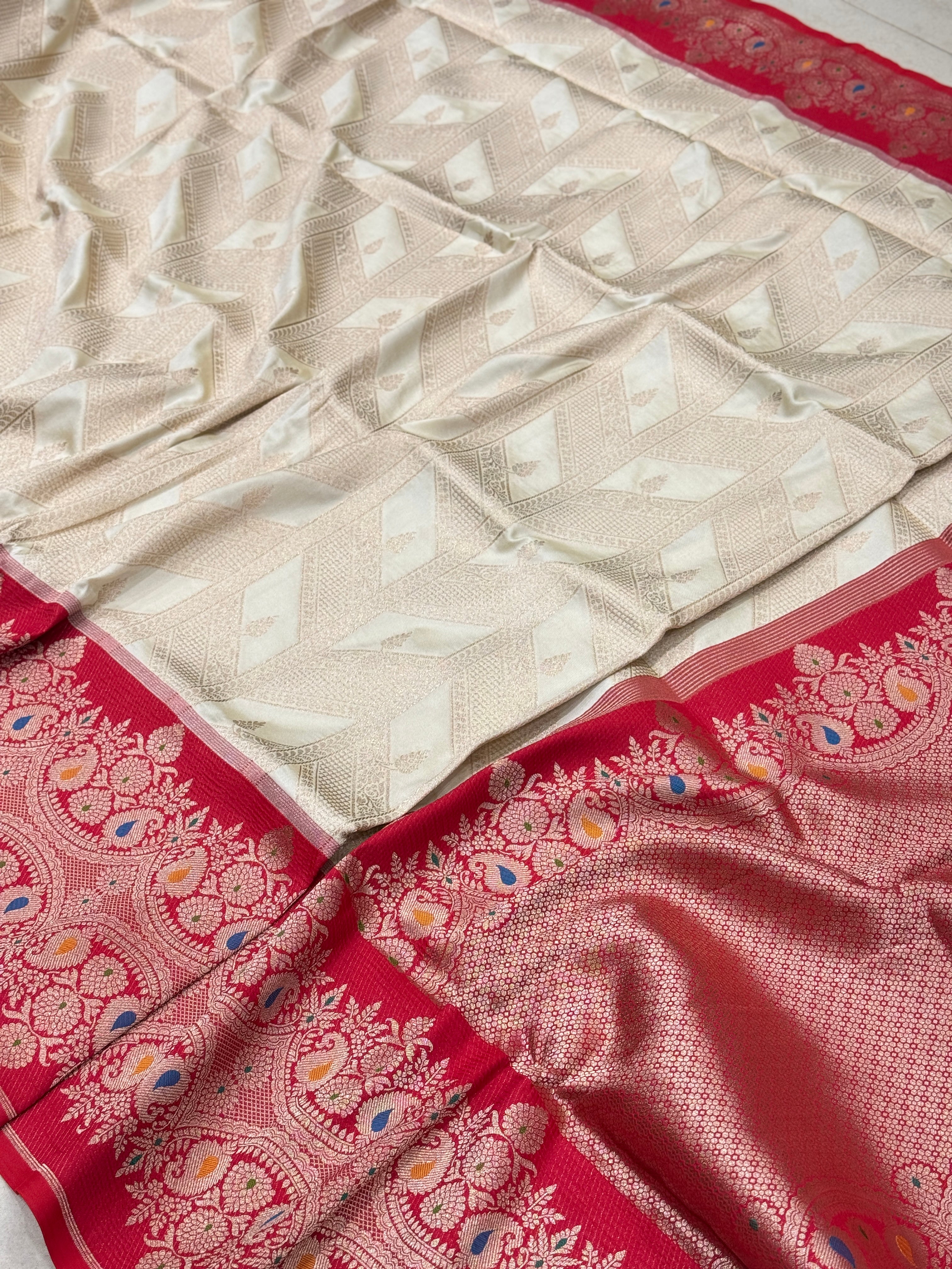 Off White Contemporary Red Border Banarasi Silk Saree