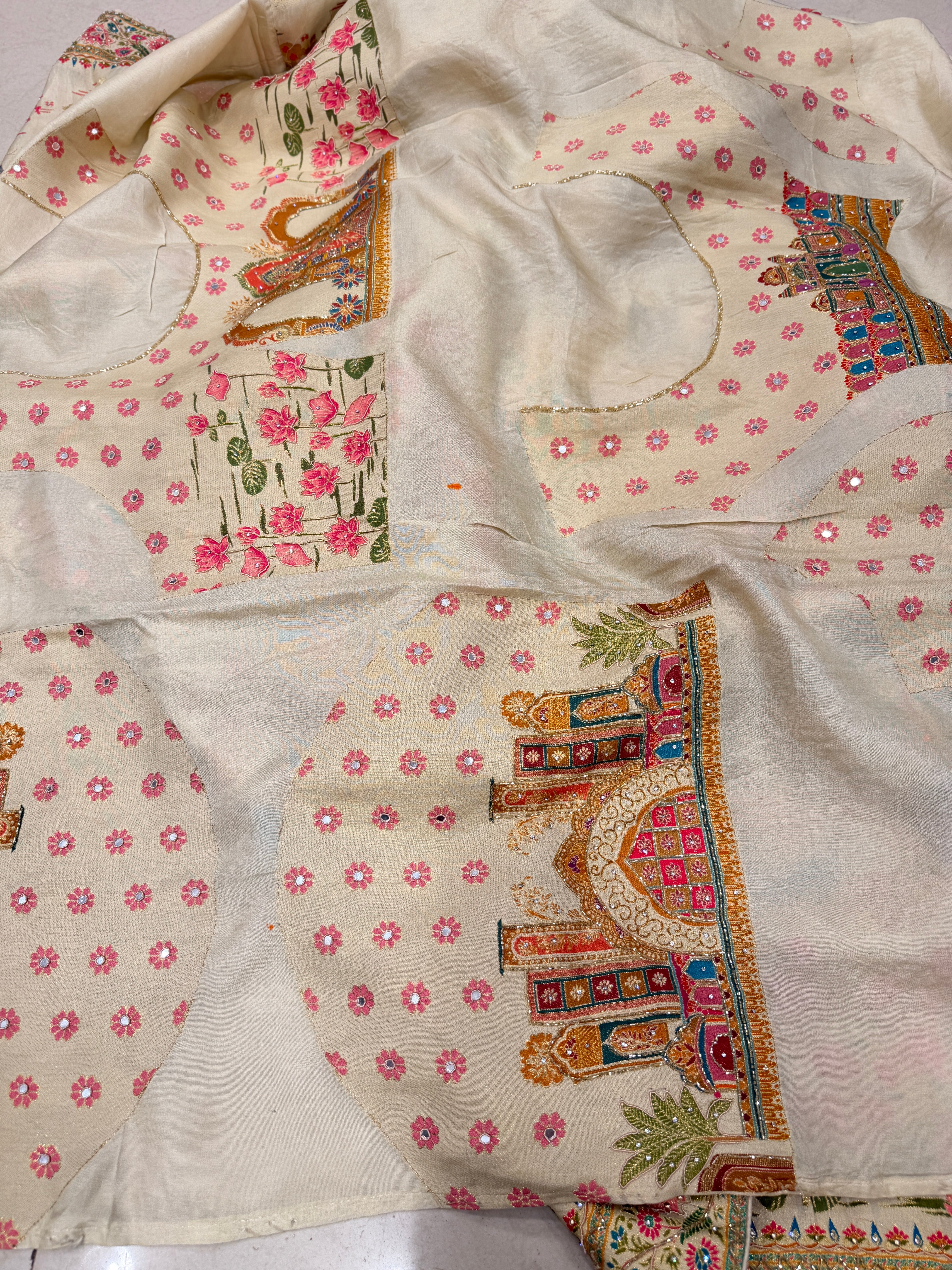 Beige Palace Landscape Hand Embroidery Pashmina Saree