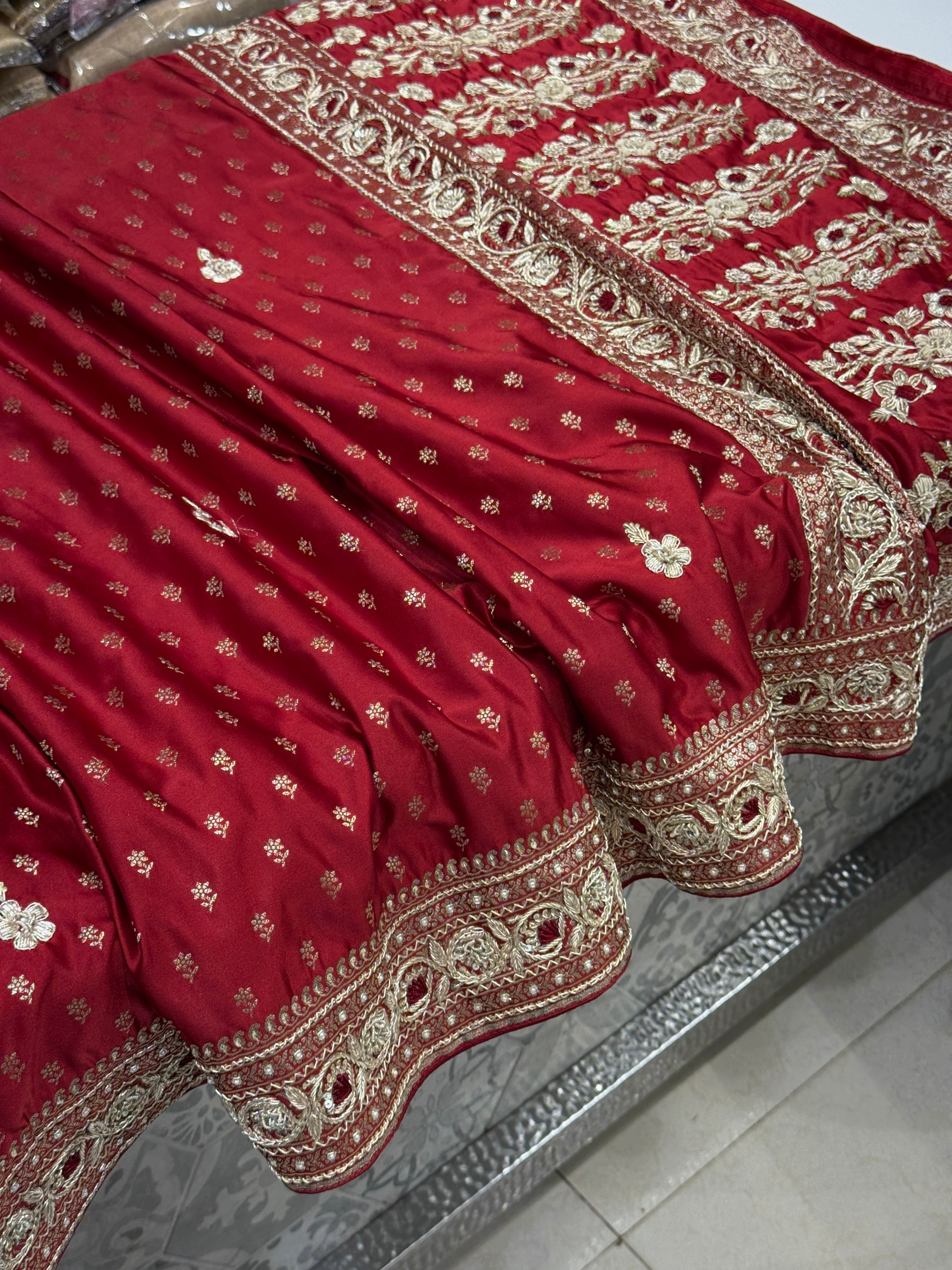 Maroon Banarasi Butti Resham Zardozi Hand Embroidery Saree