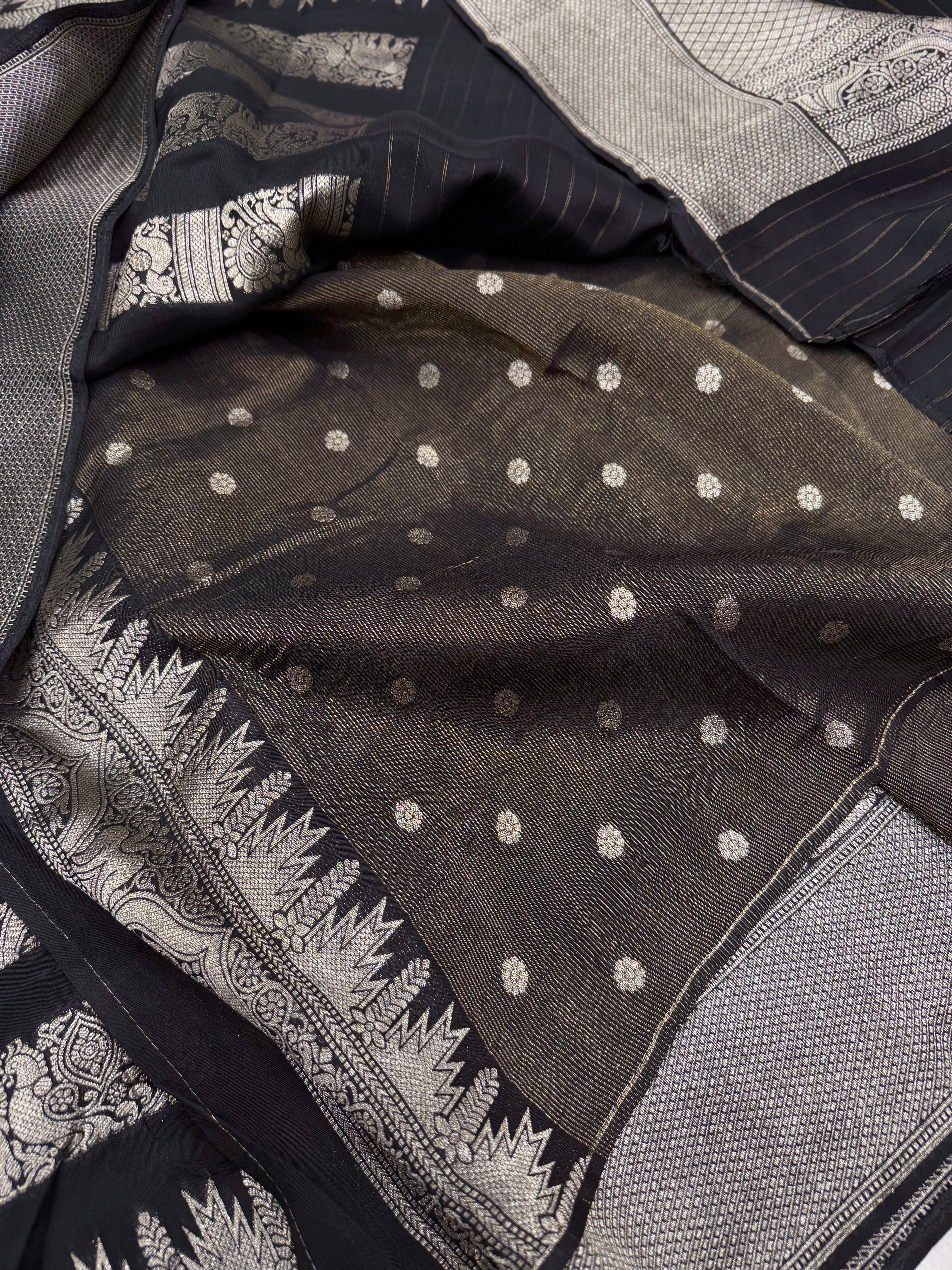 Nita Ambani Inspired Black Contemporary Kanchi Banarasi Saree