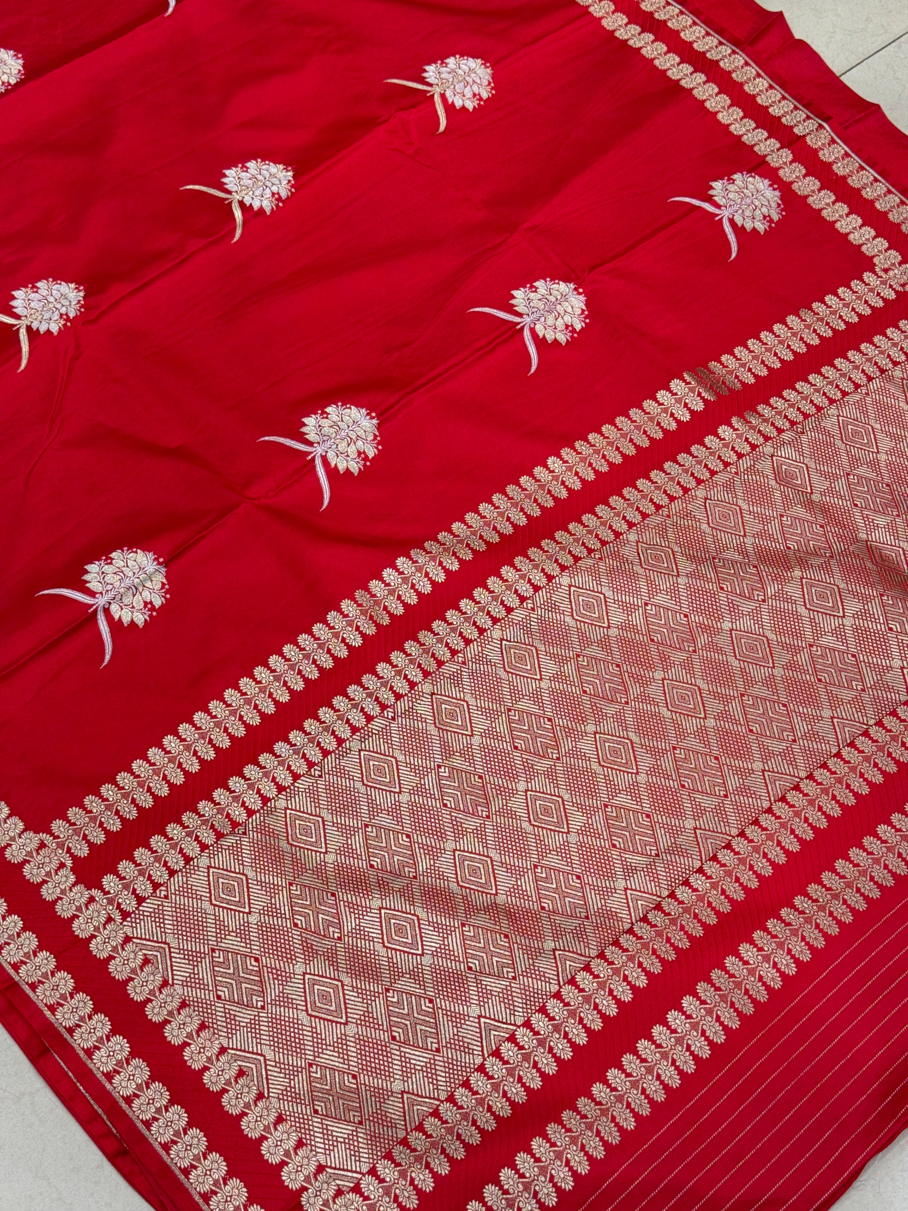 Red Banarasi Big Sliver Butta Saree
