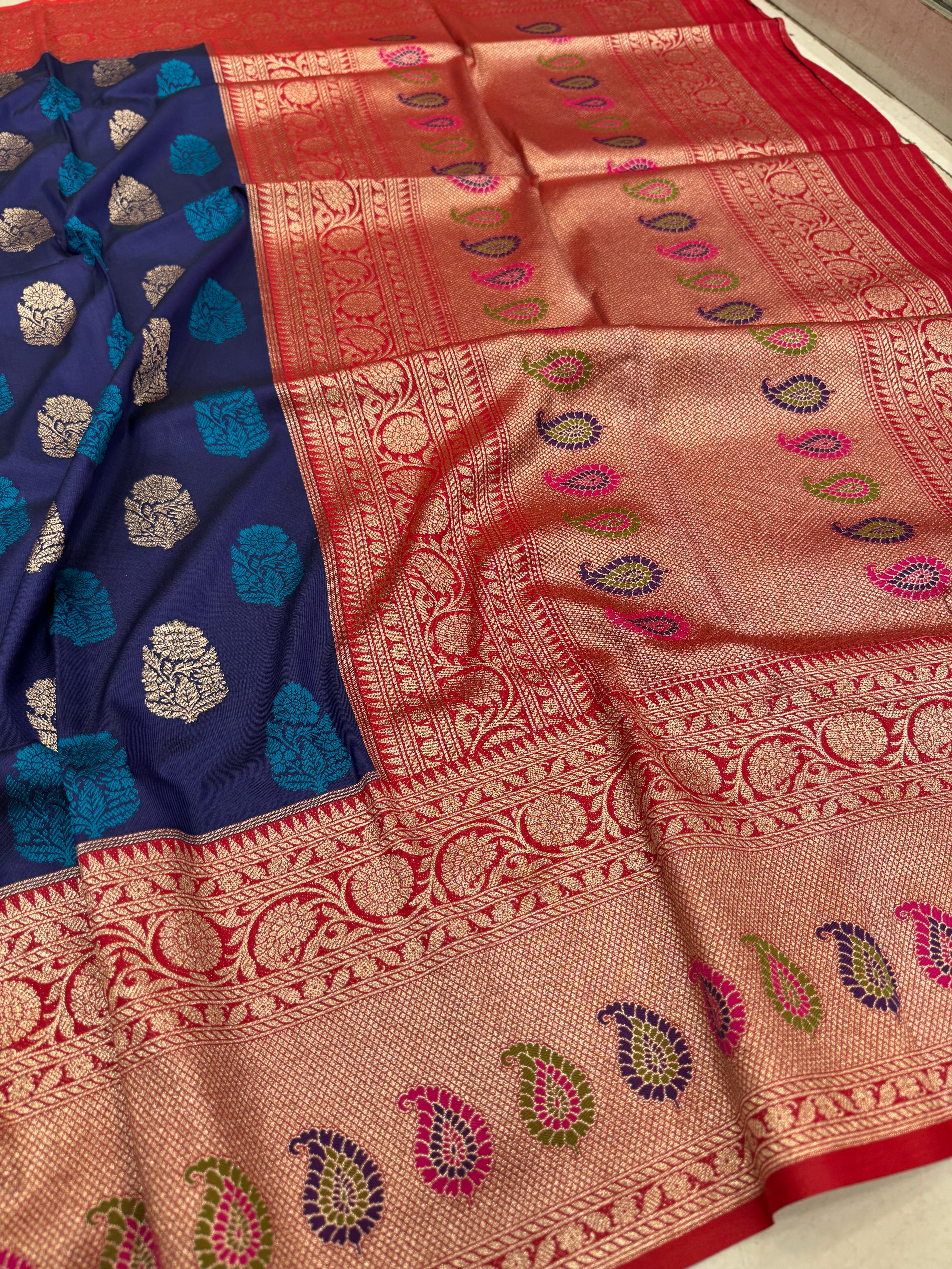 Blue Sunflower Butta Banarasi Silk Saree