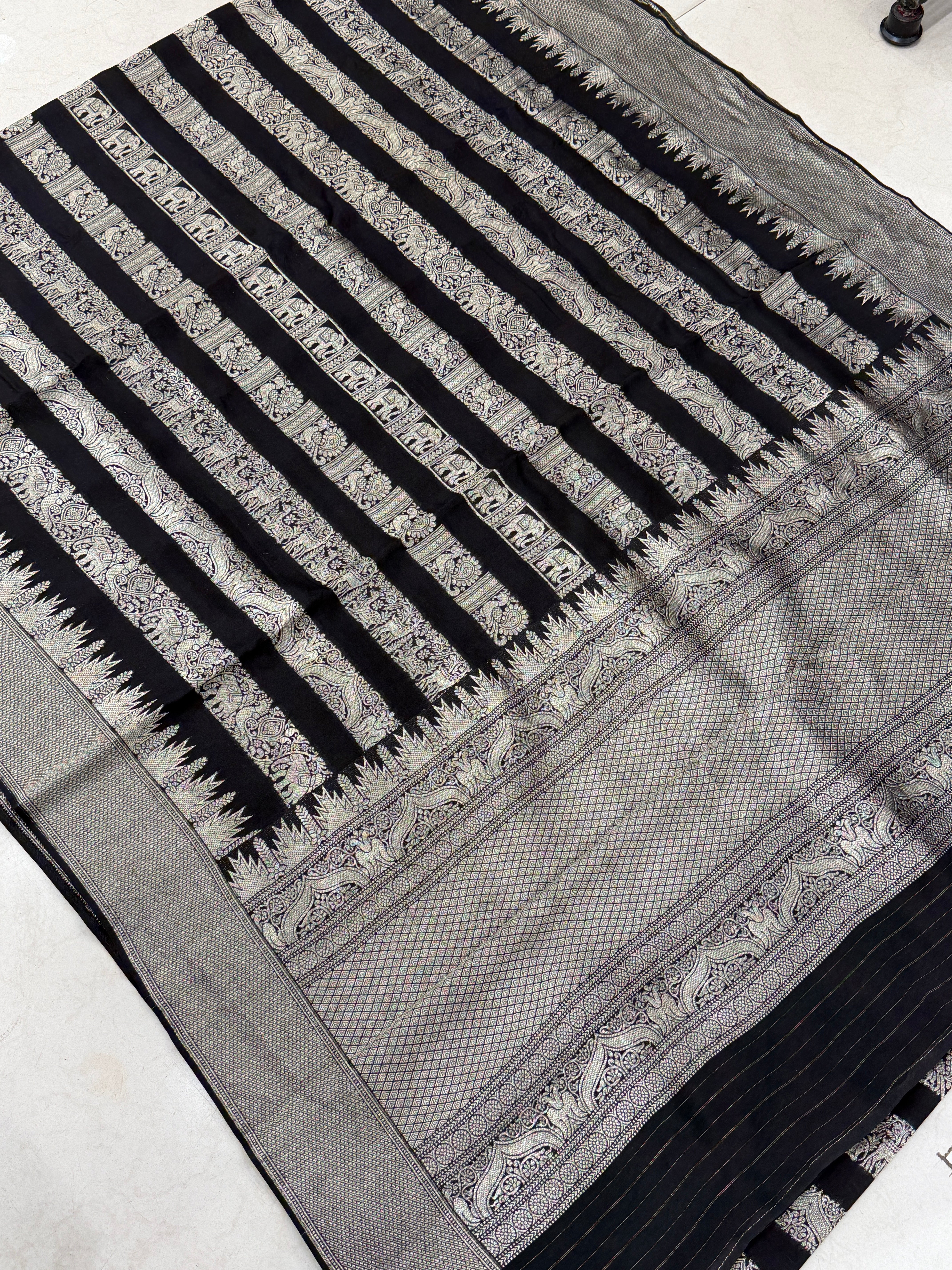 Nita Ambani Inspired Black Contemporary Kanchi Banarasi Saree