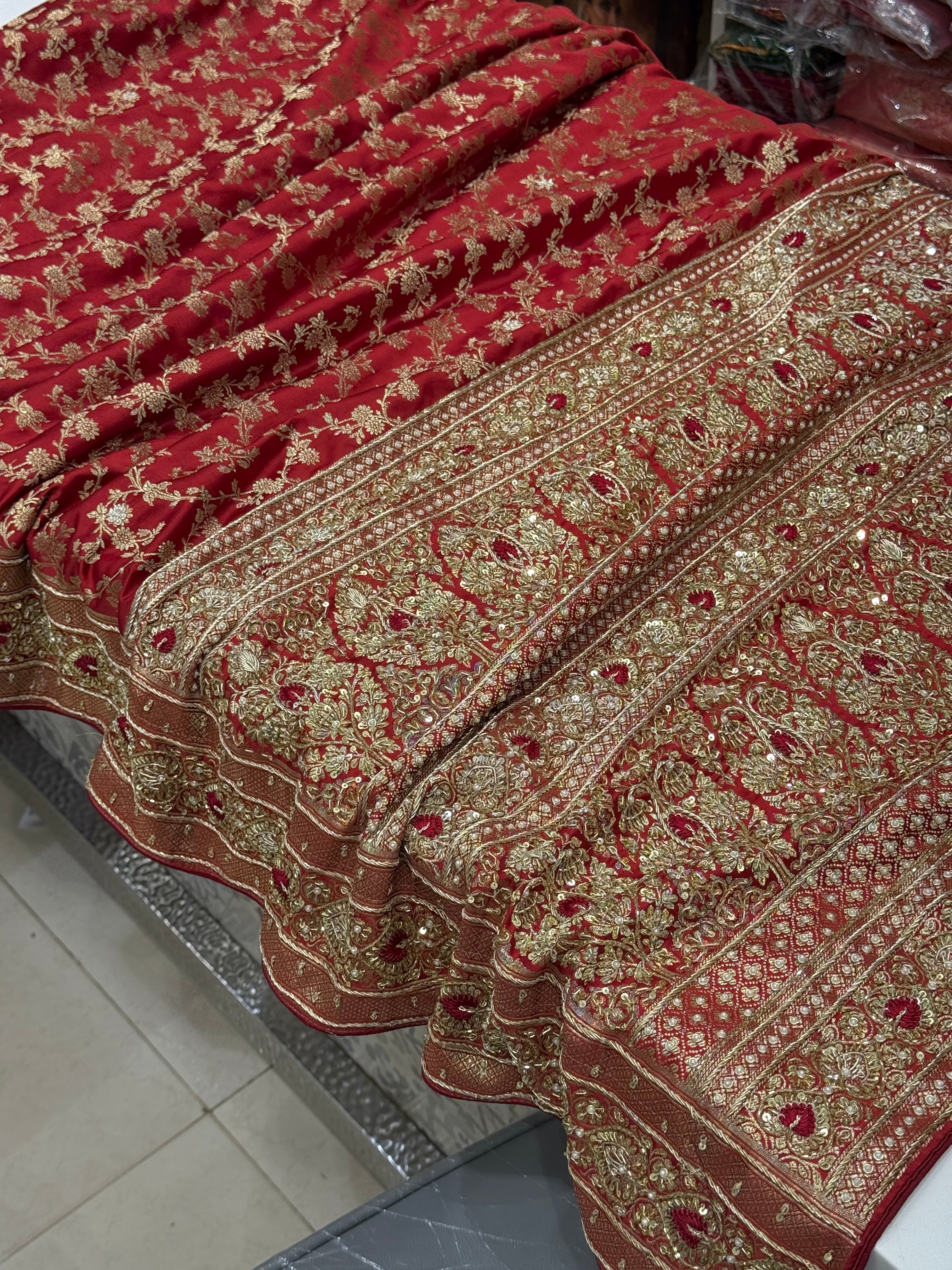 Maroon Banarasi Heart Border Resham 2.0 Zardozi Hand Embroidery Saree