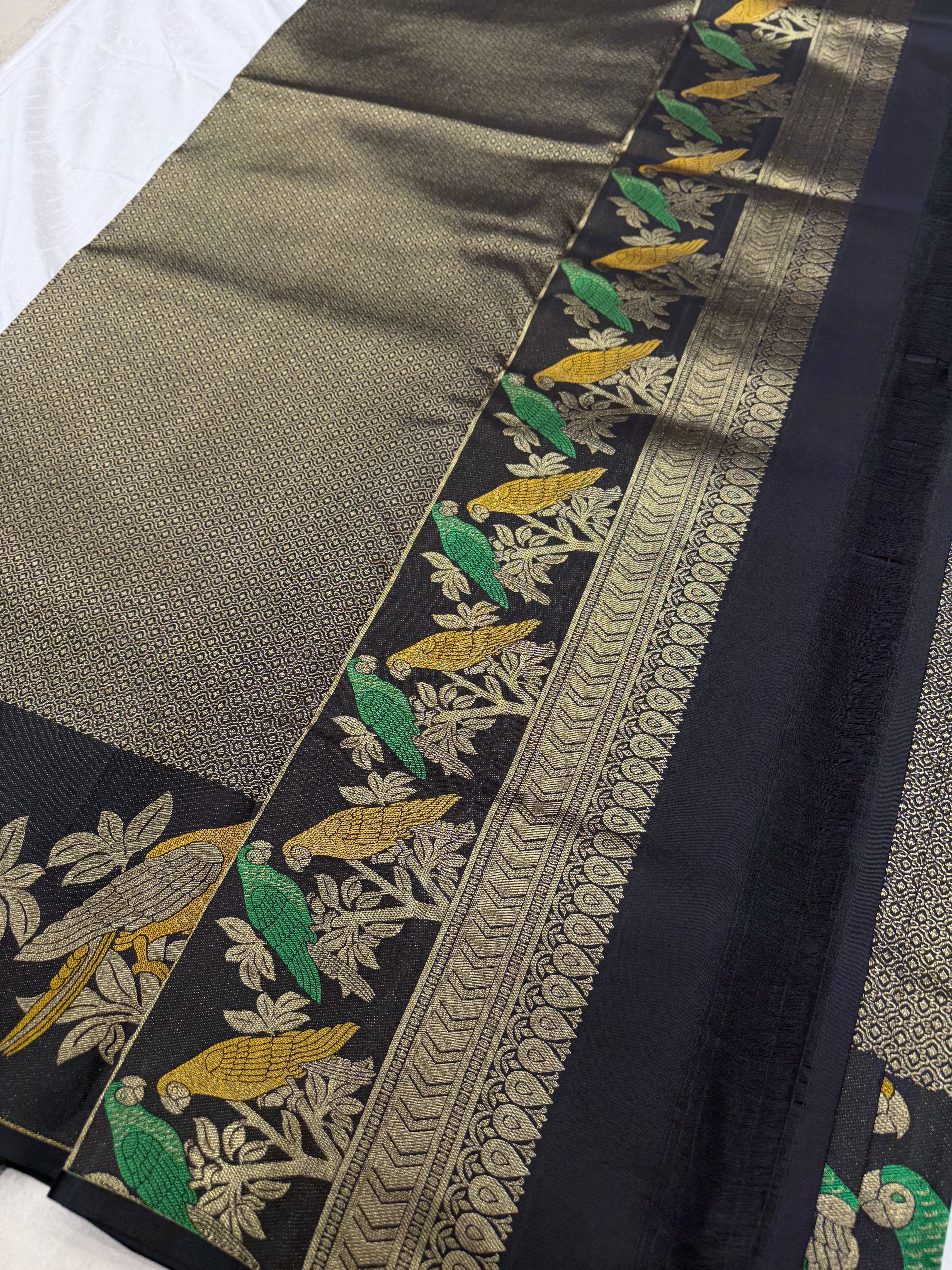 Black Parrot Deign Handloom Kanjivaram Tissue Silk Saree