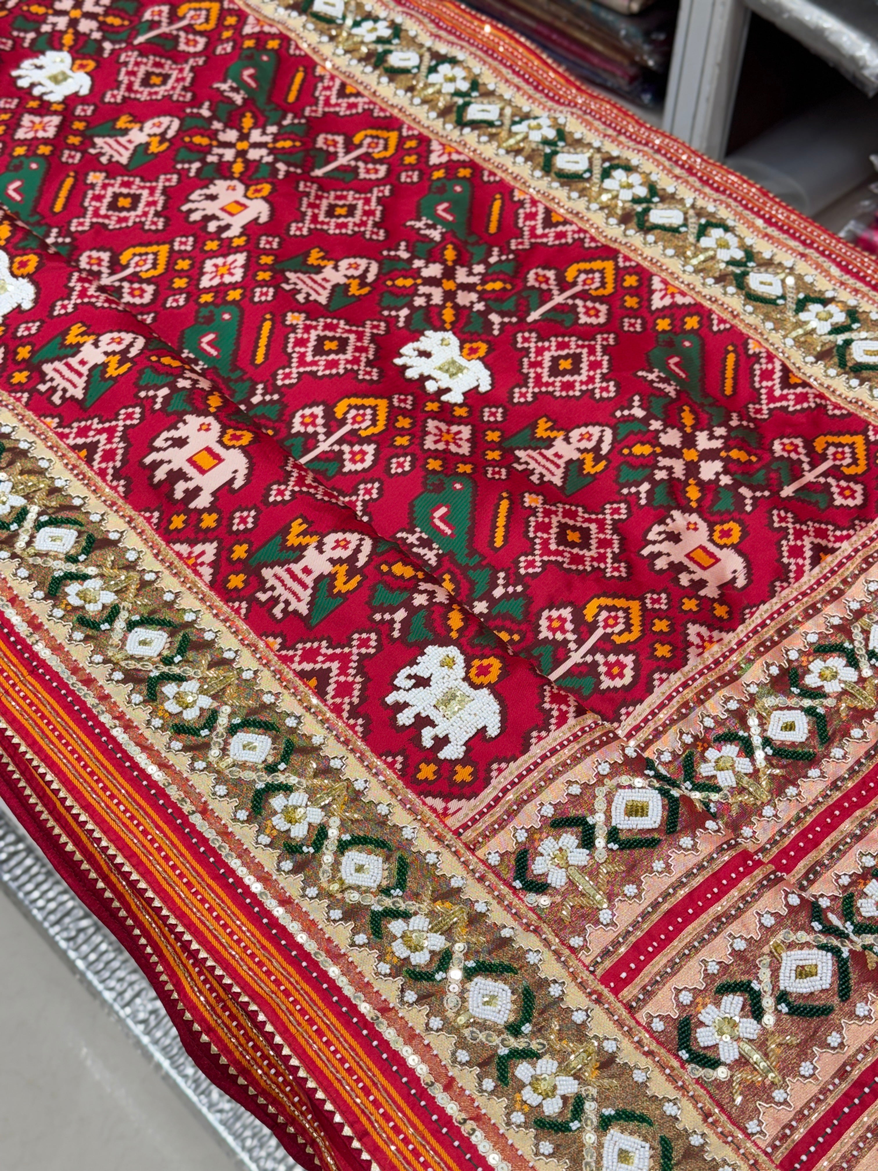 Red Patola Chhabdi Bhat Kidiya Moti Hand Embroidery Patola Saree