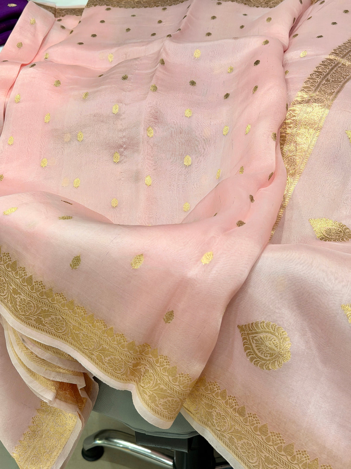 Light Pink Buttis Handloom Banarasi Kora Silk Saree