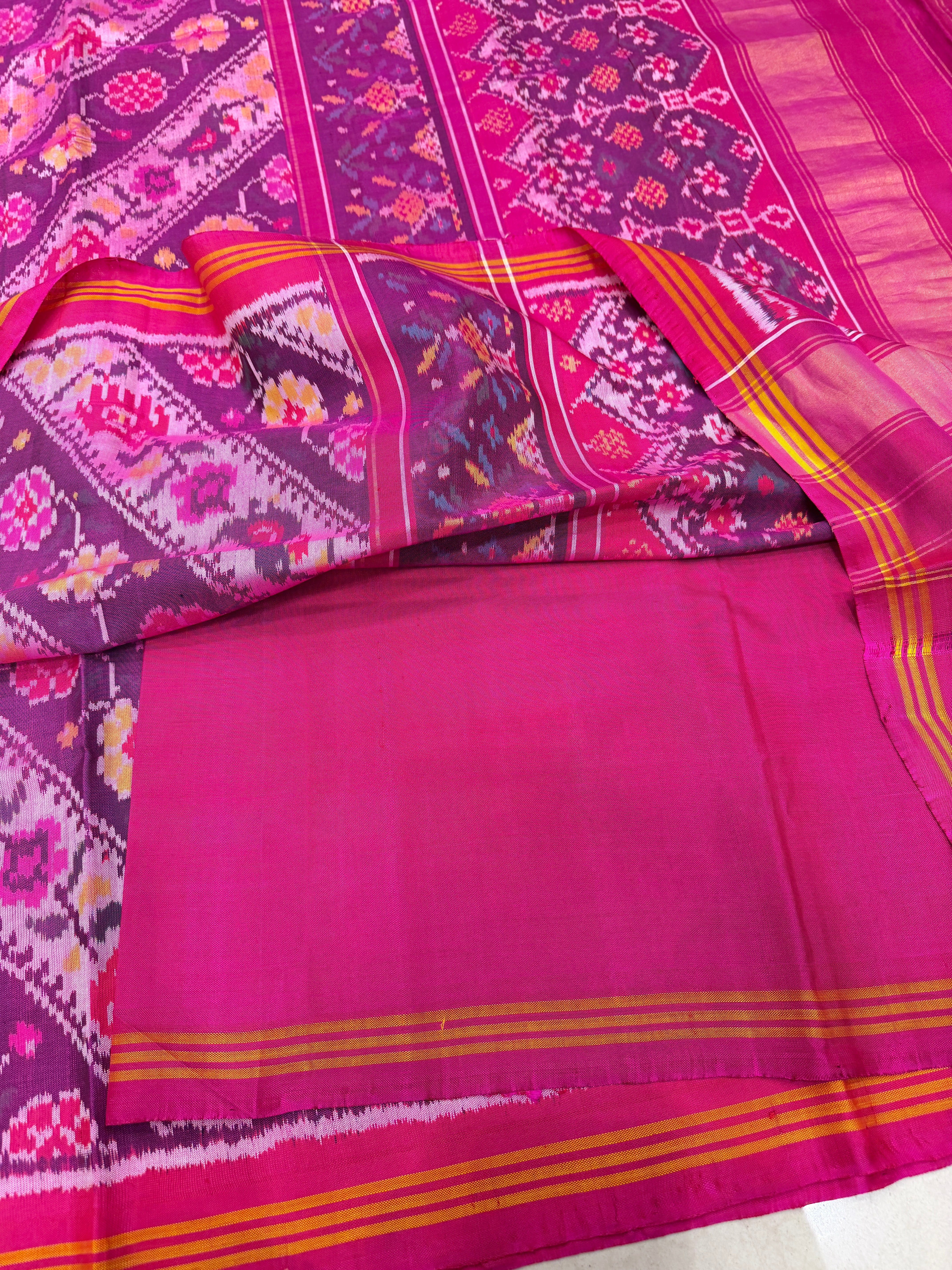Contemporary Floral Elephant Handloom Rajot Ikat Patola Silk Saree