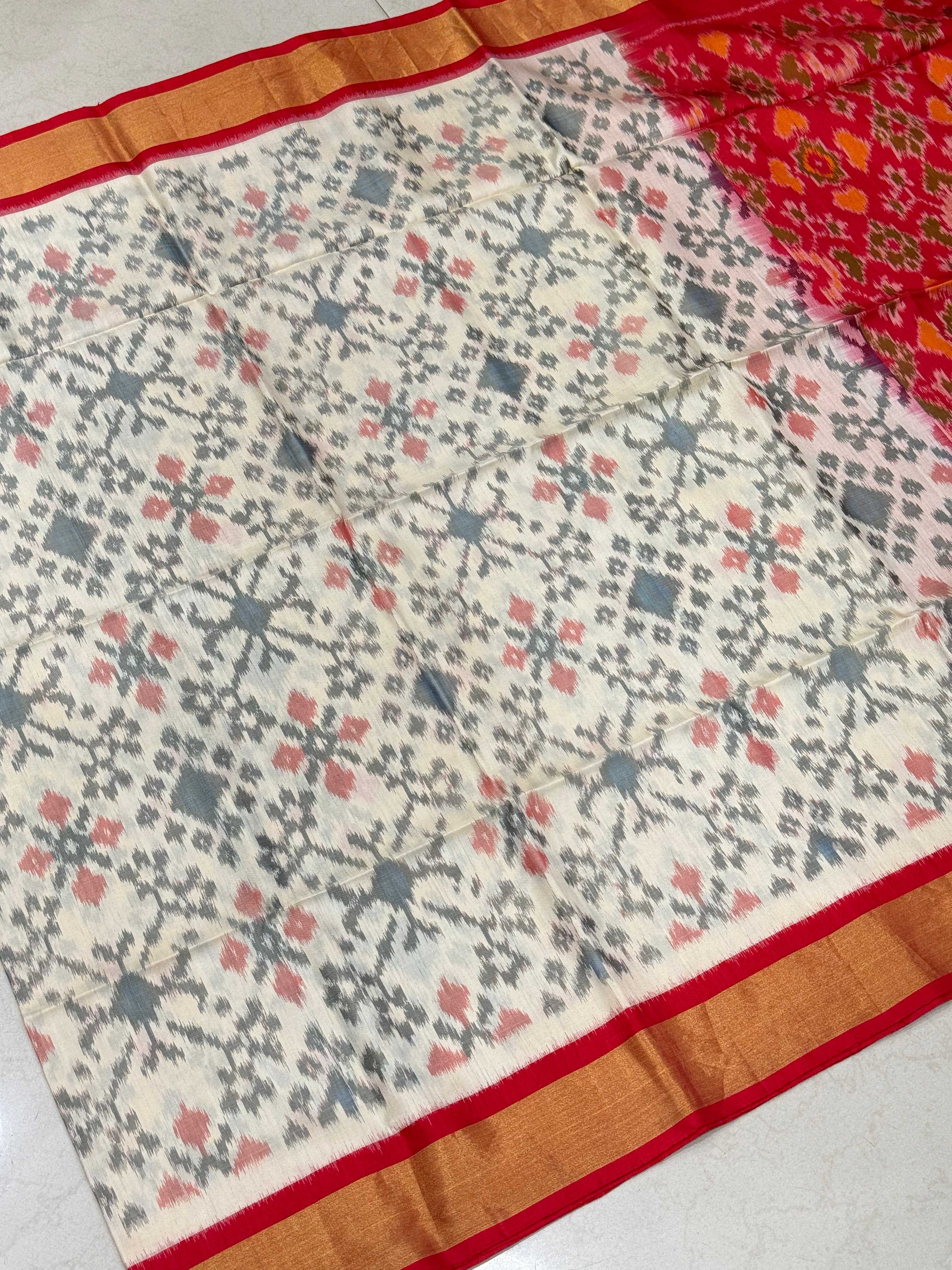 Moti White Red Pochampally Ikat Silk Patola Saree