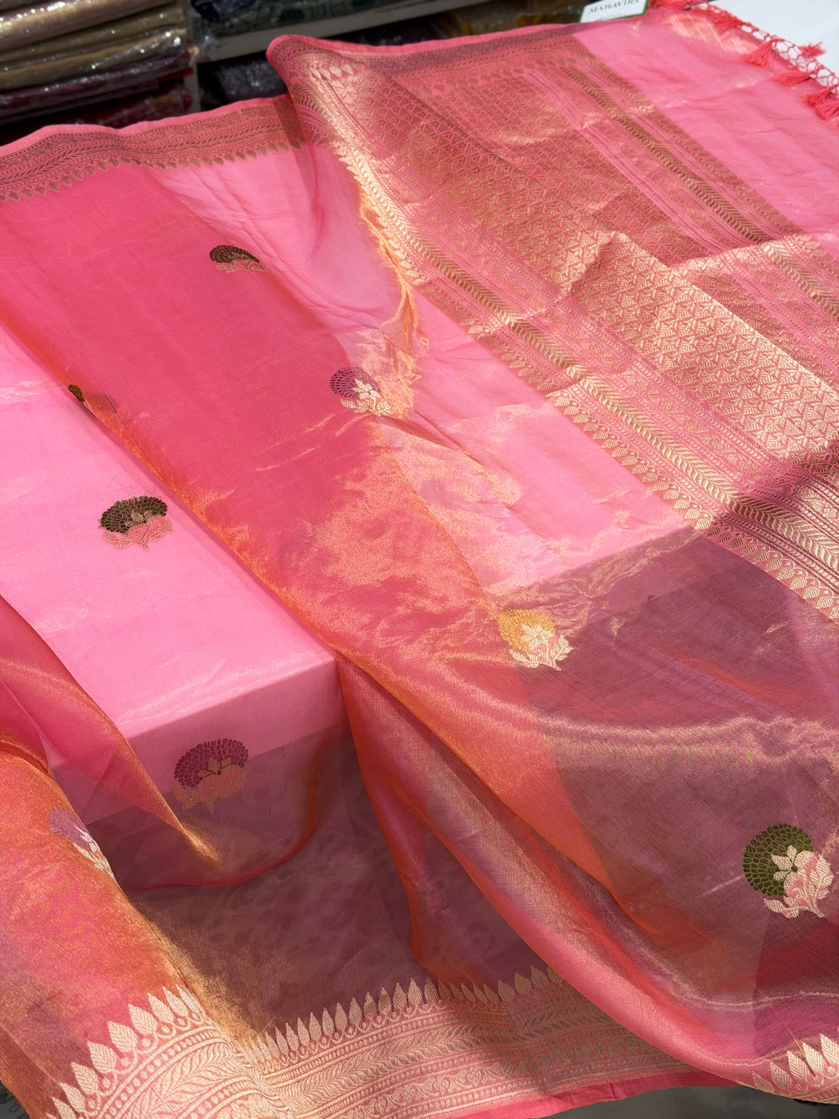 Cross Pink Kadwa Weave Handloom Banarasi Tissue Saree