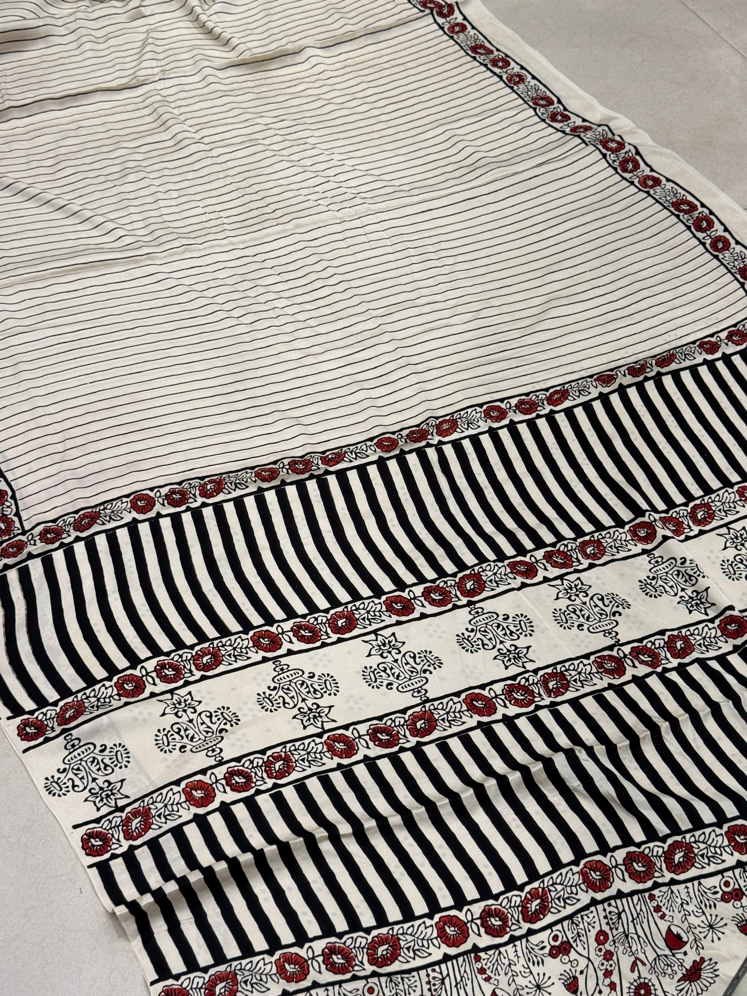 White Contemporary Ajrakh Block Print Hand Pure Gajji Silk Saree