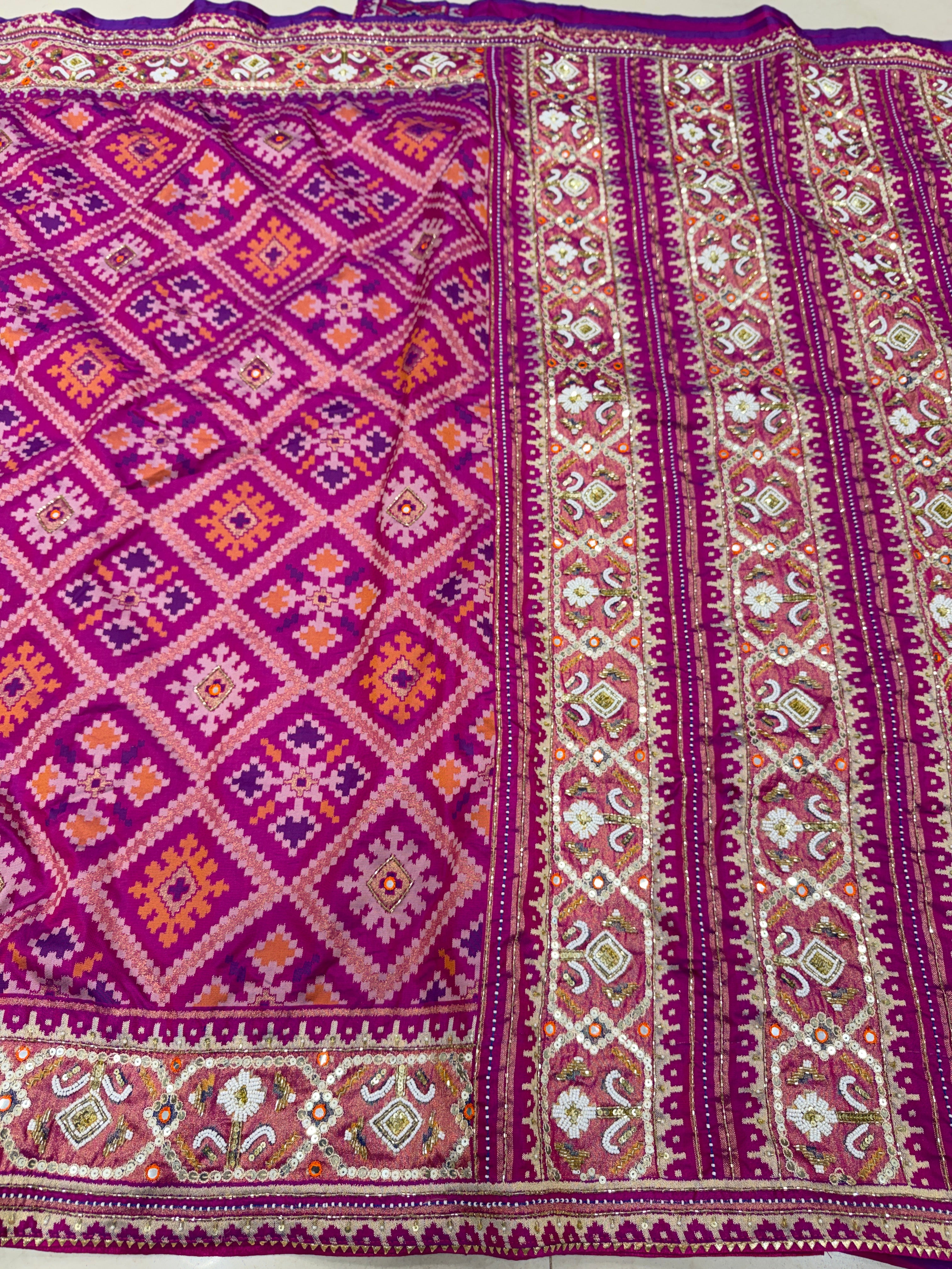 Violet Patola Ratan Chowk Kidiya Moti Hand Embroidery Saree