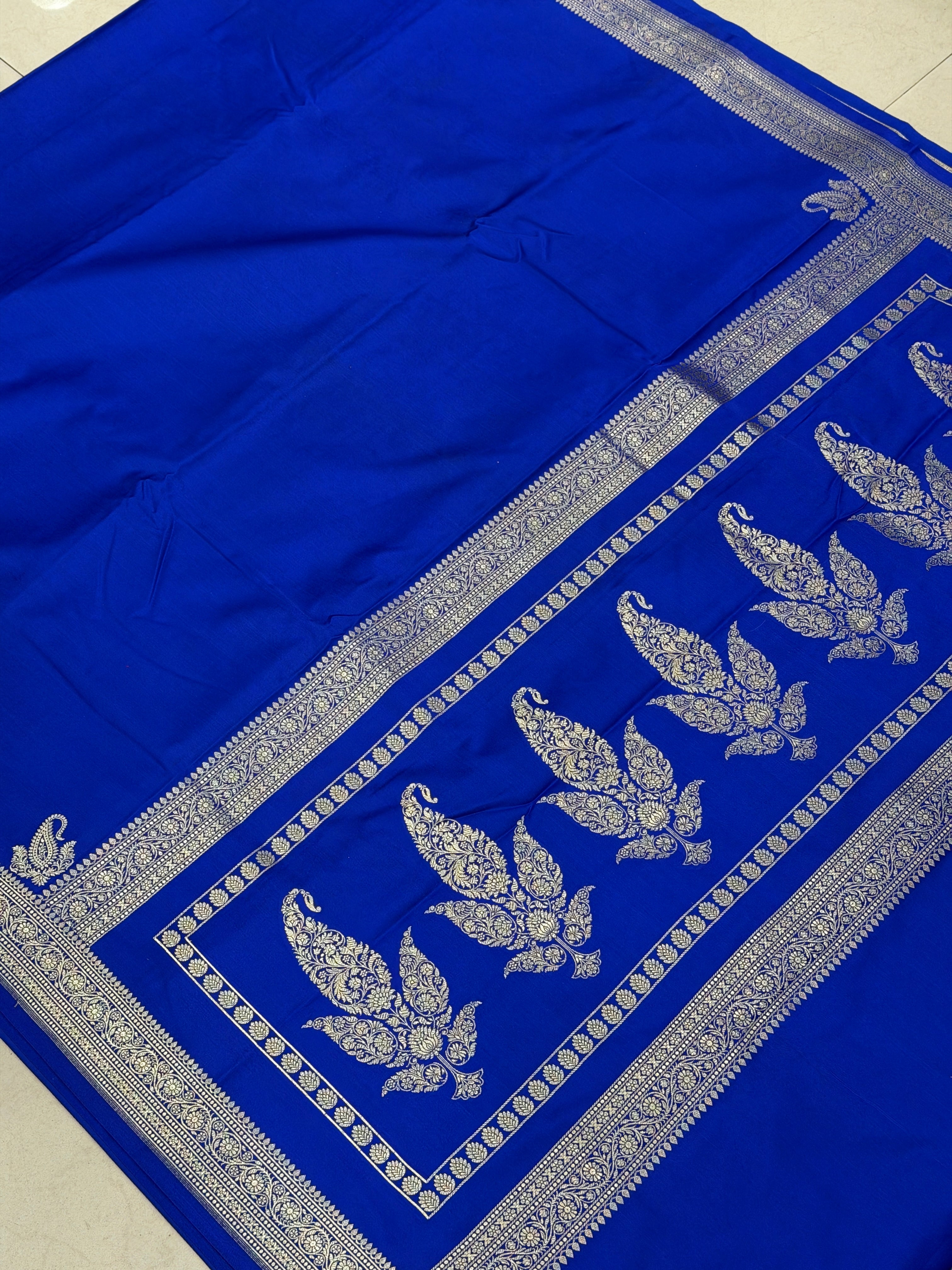 Royal Blue Banarasi Silk Plain Small Border Saree