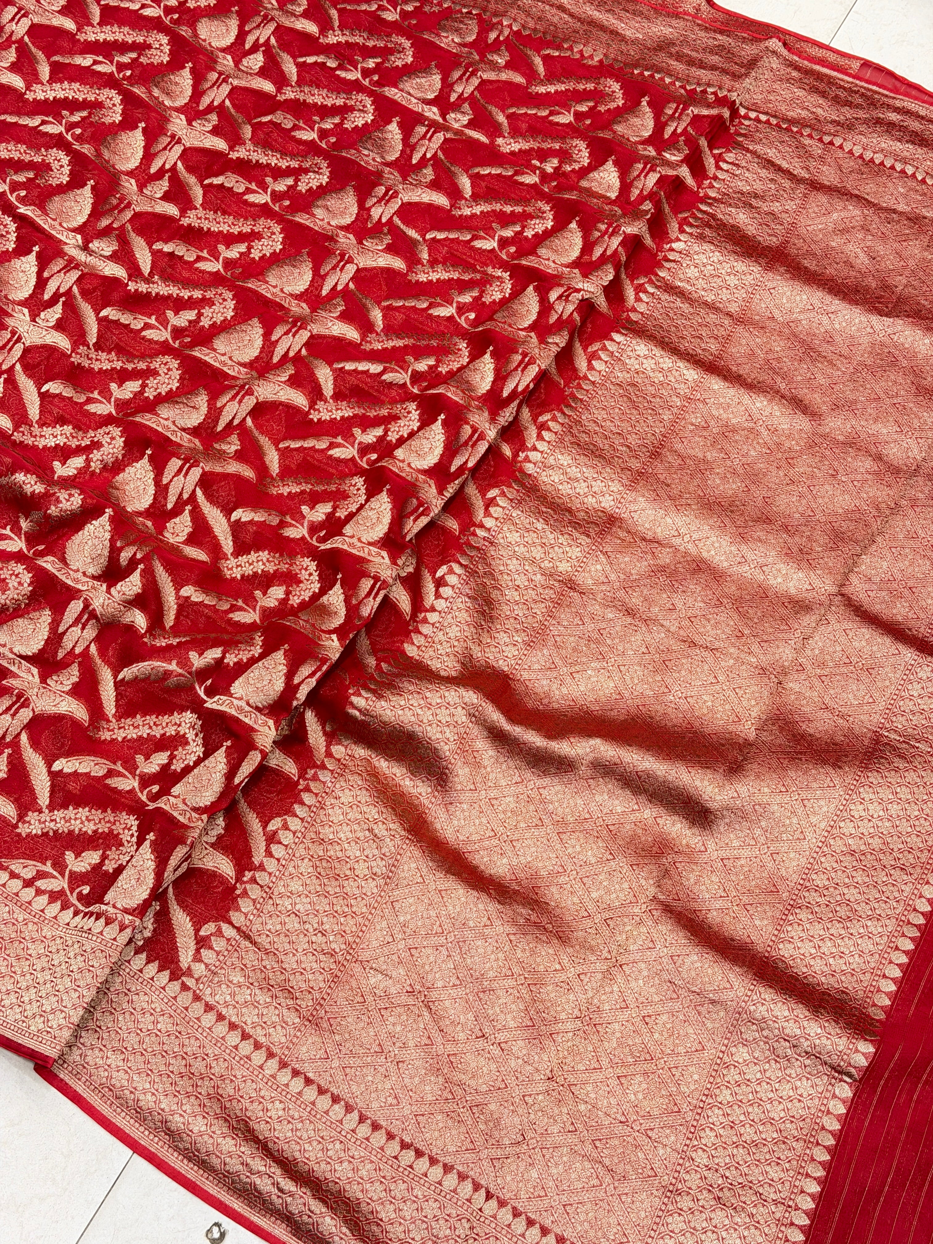 Red Crown Jaal Banarasi Khaddi Georgette Saree
