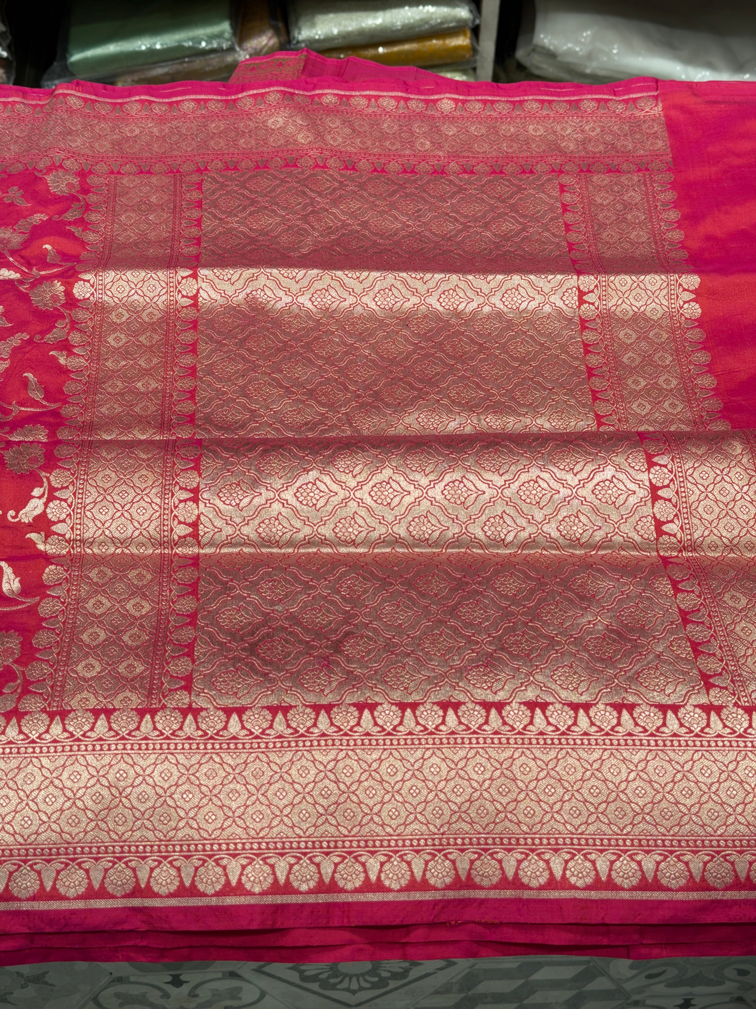 Cross Rani Floral Jaal Handloom Banarasi Katan Silk Saree