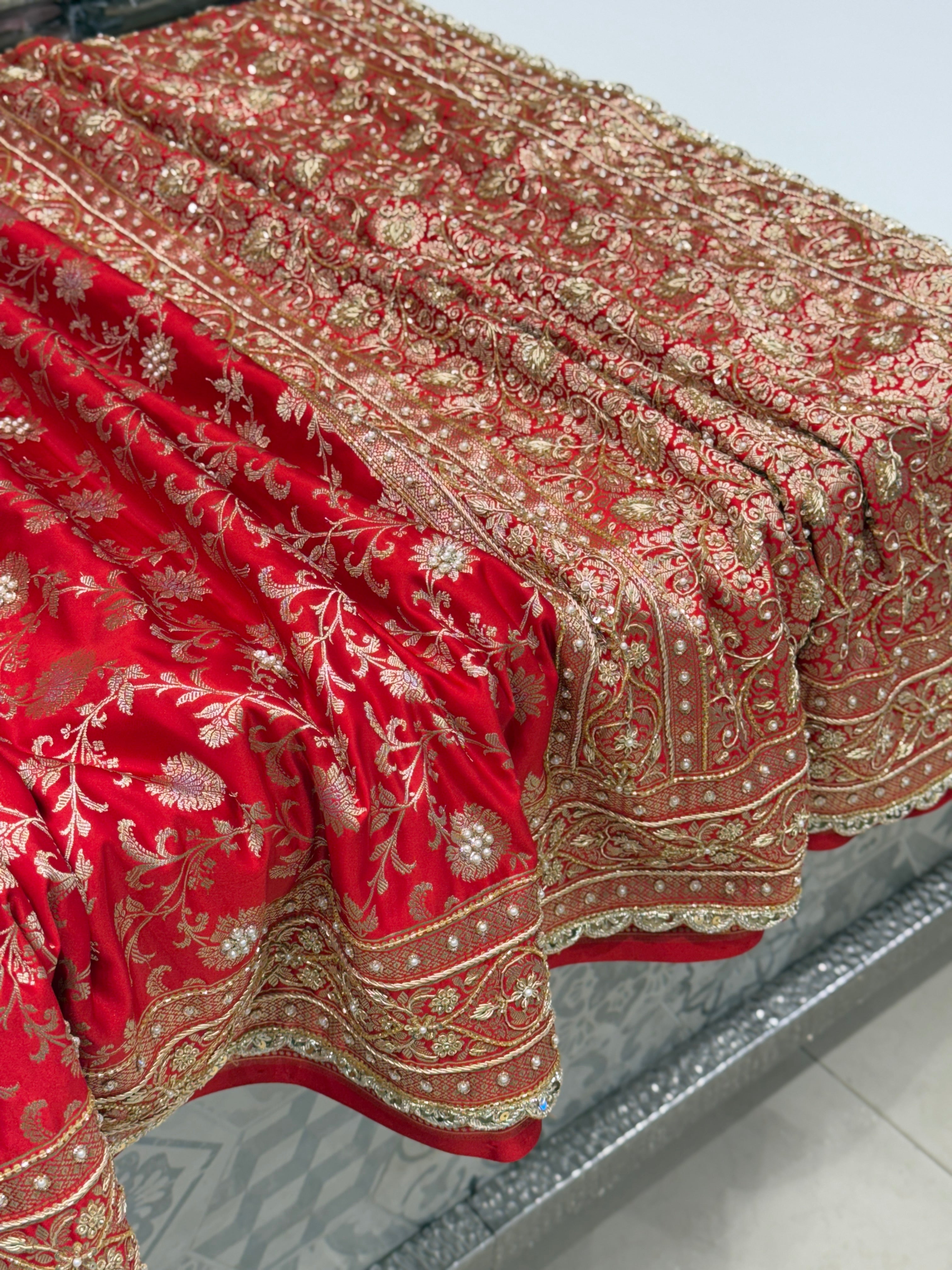 Red Small Jaal Banarasi Zardosi Embroidery Saree