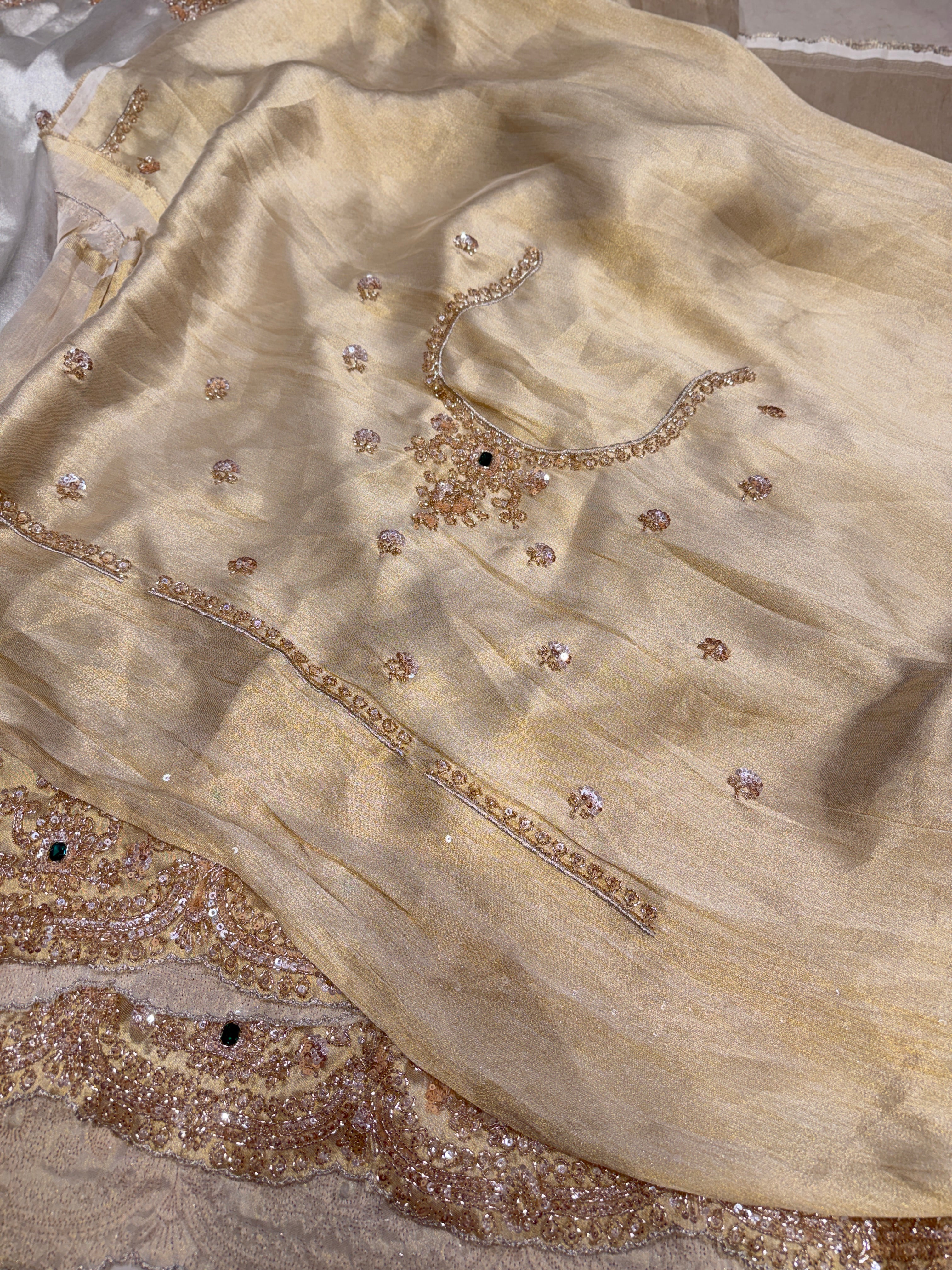 Silver Golden Tissue Crepe Kanchi Style Weave Crystal Embroidery Scallop Saree