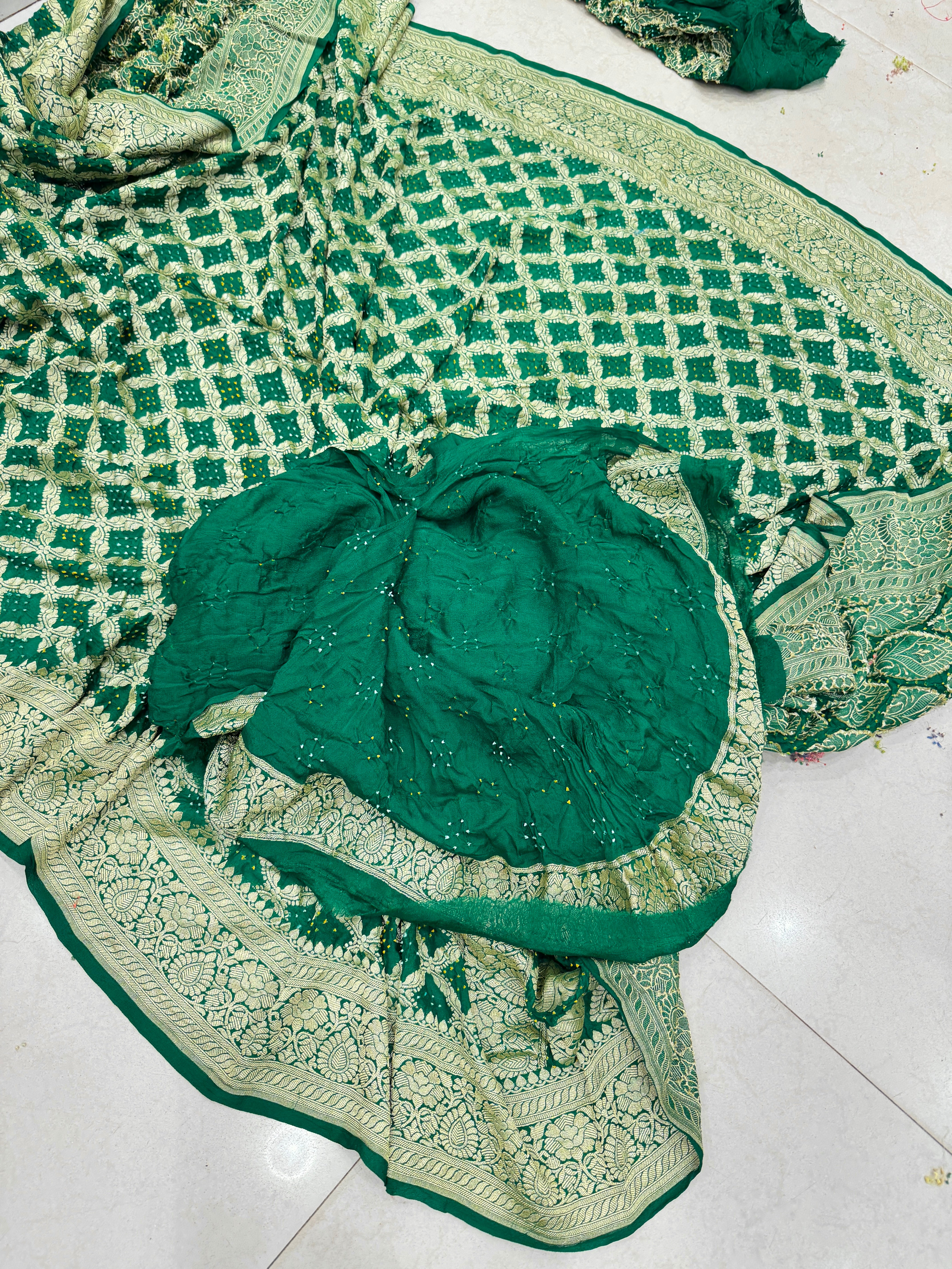 Bottle Green Leaf Border Bandhej Bandhini Saree