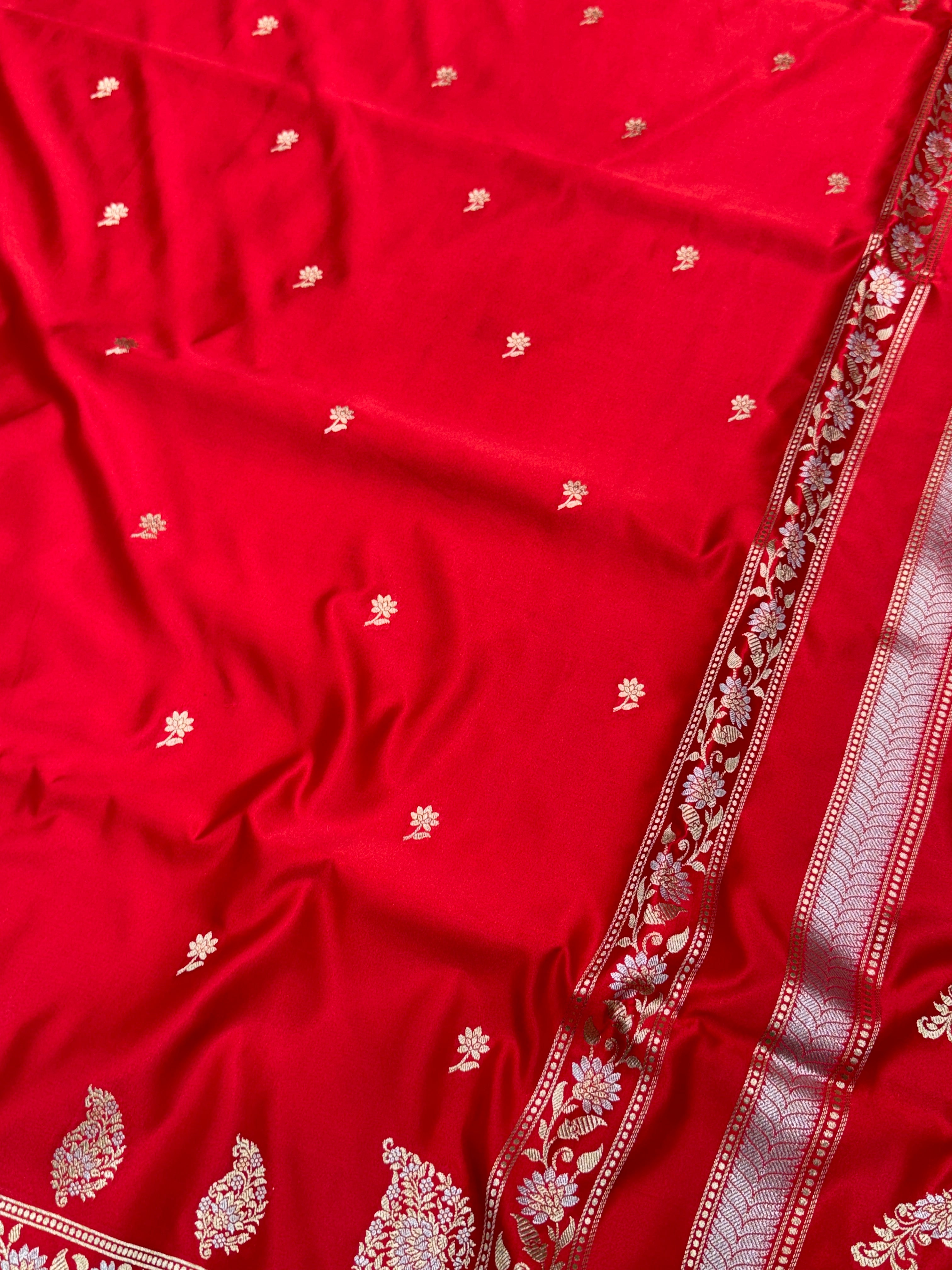 Red Sona Roopa Sunflower Butti Banarasi Silk Saree