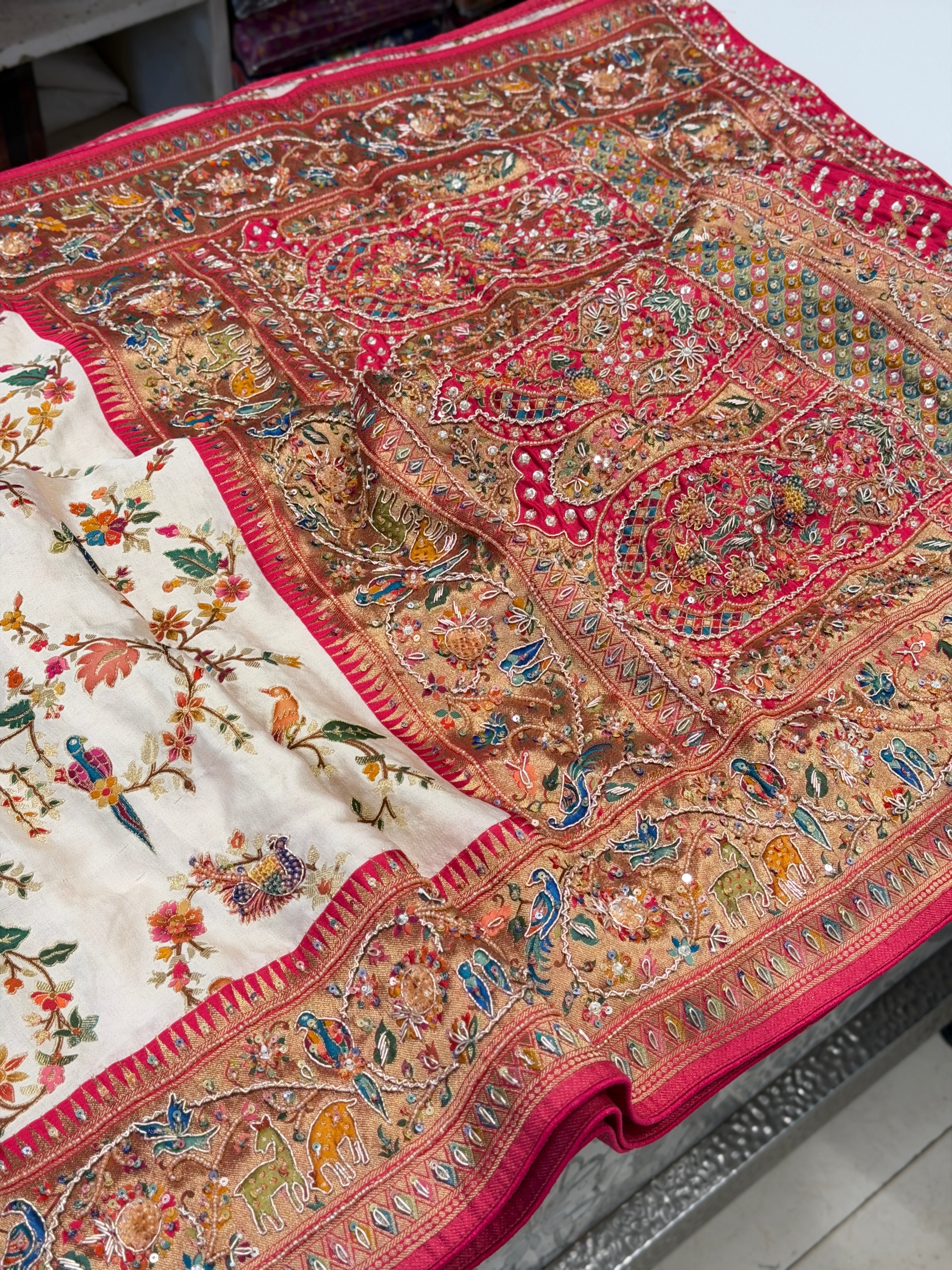 Moti White Meenakari Jaal Modal Banarasi Hand Embroidery Saree