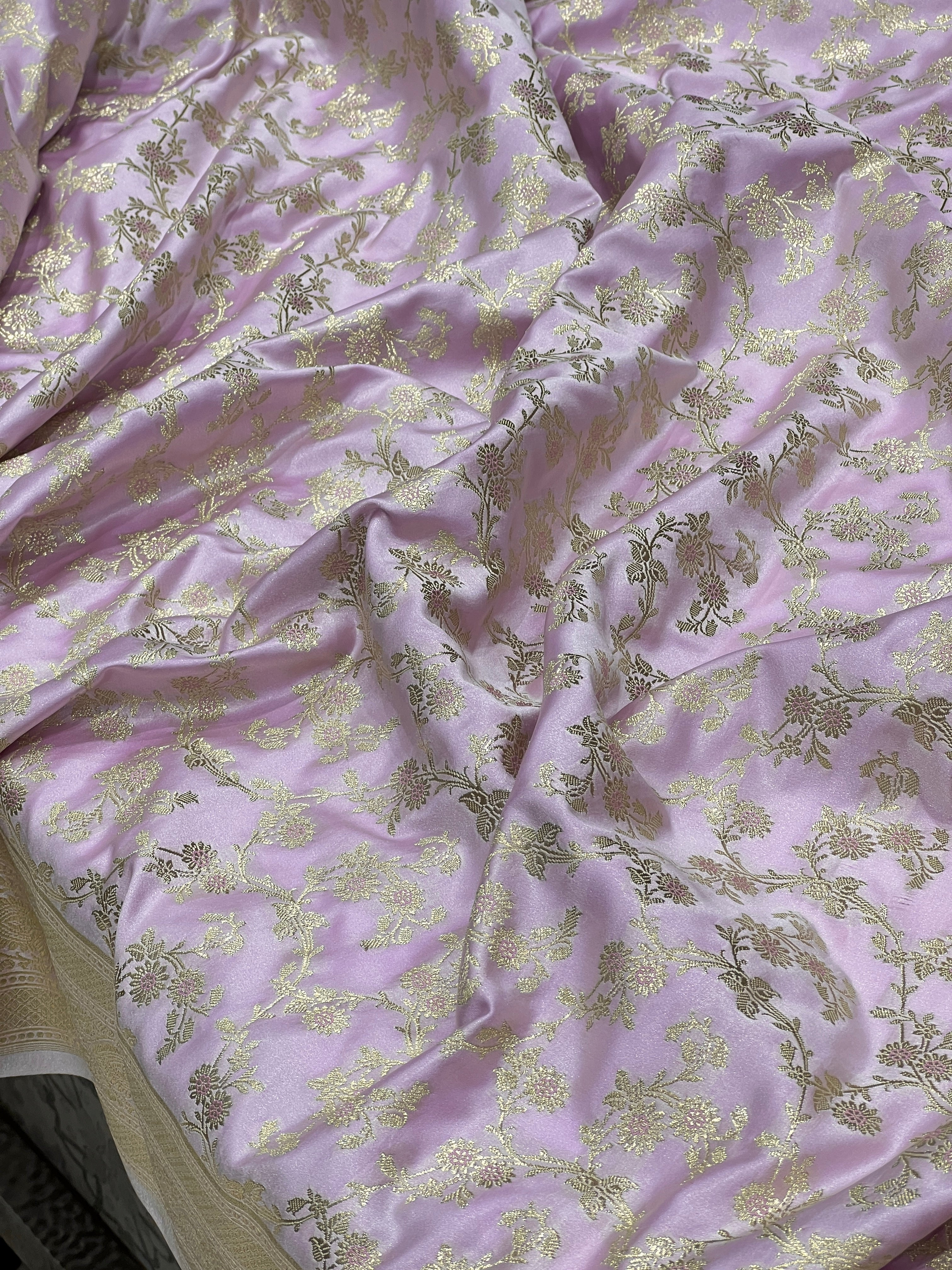 Lilac Banarasi Silk Heart Border Saree