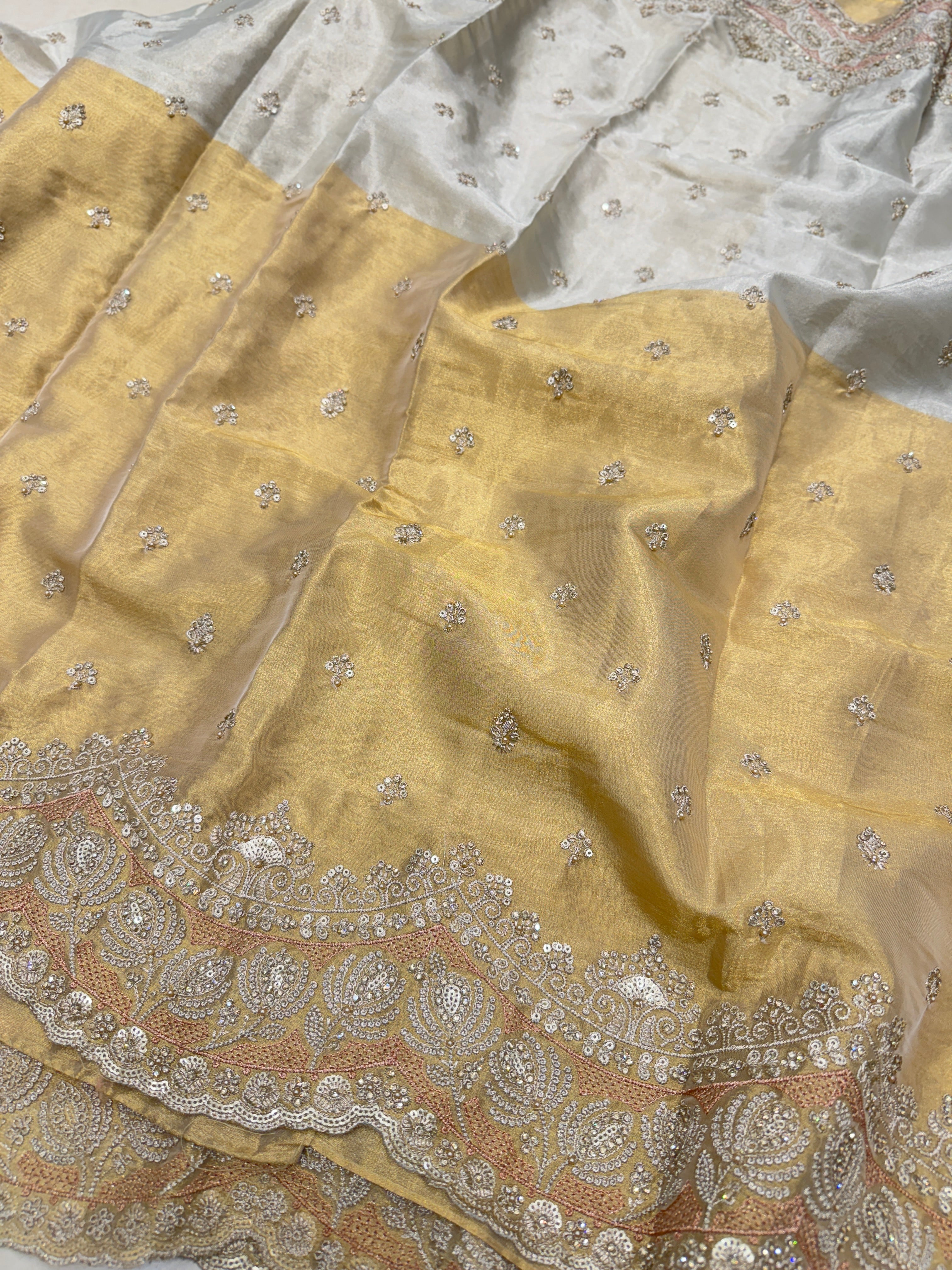 Golden Silver Soft Tissue Pita Scallop Embroidery Saree
