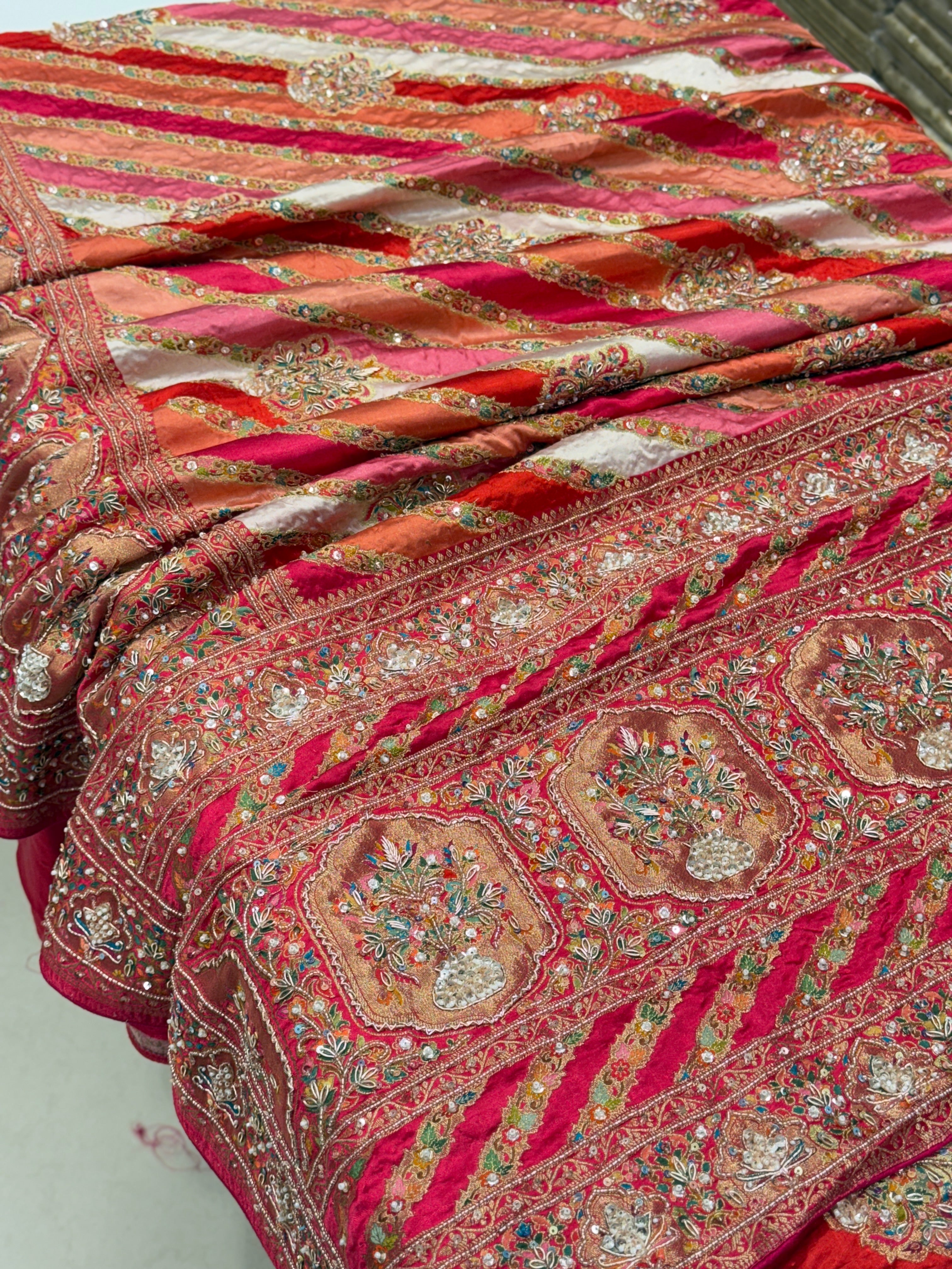 Khushi Kapoor Inspired Big Border Banarasi Modal Rangkat Embroidery Saree