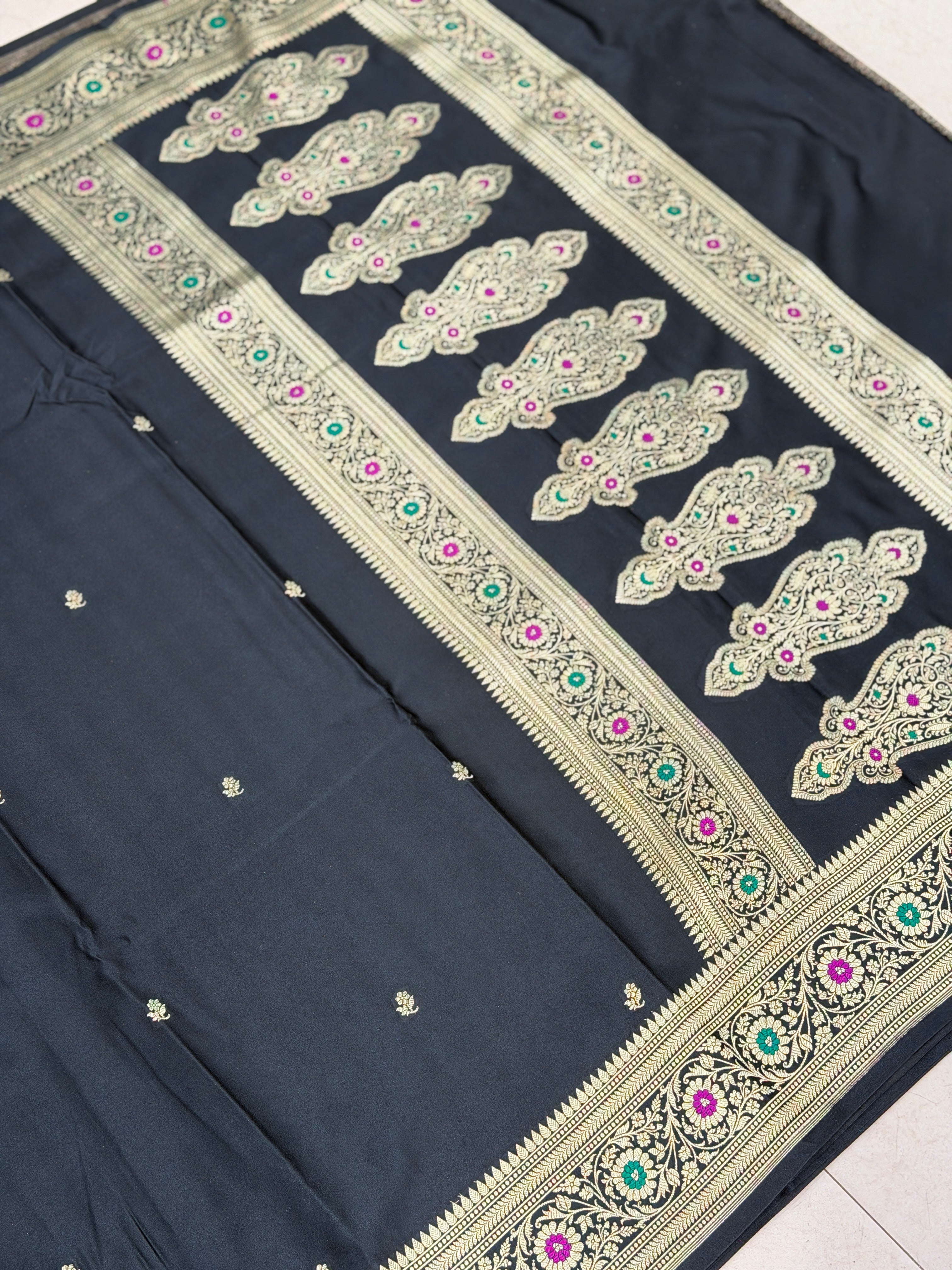 Black Banarasi Silk Floral Buttis Meenakari Border Silk Saree