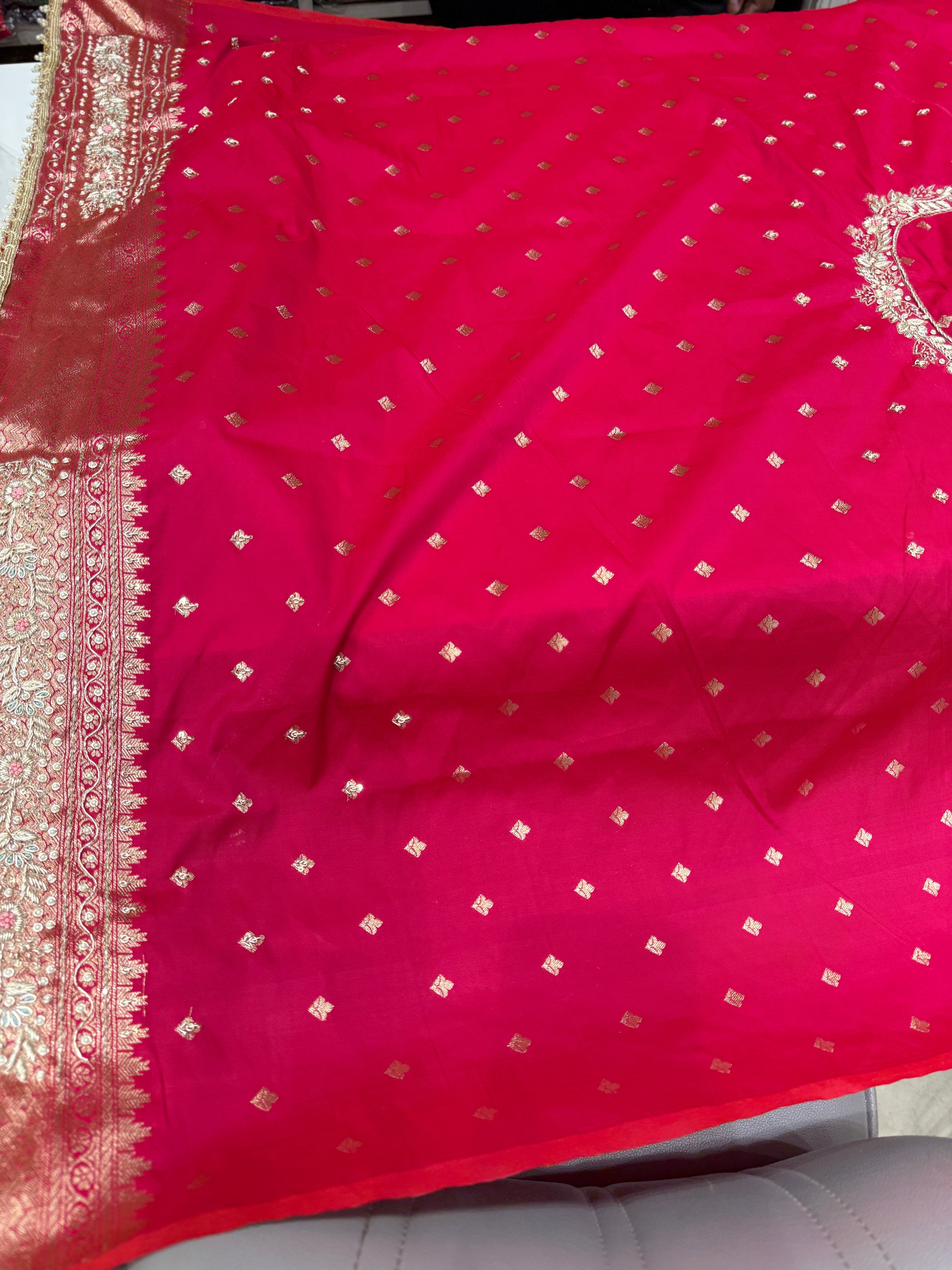 Banarasi Rangkat Tissue Weaved Zardosi Embroidery Saree