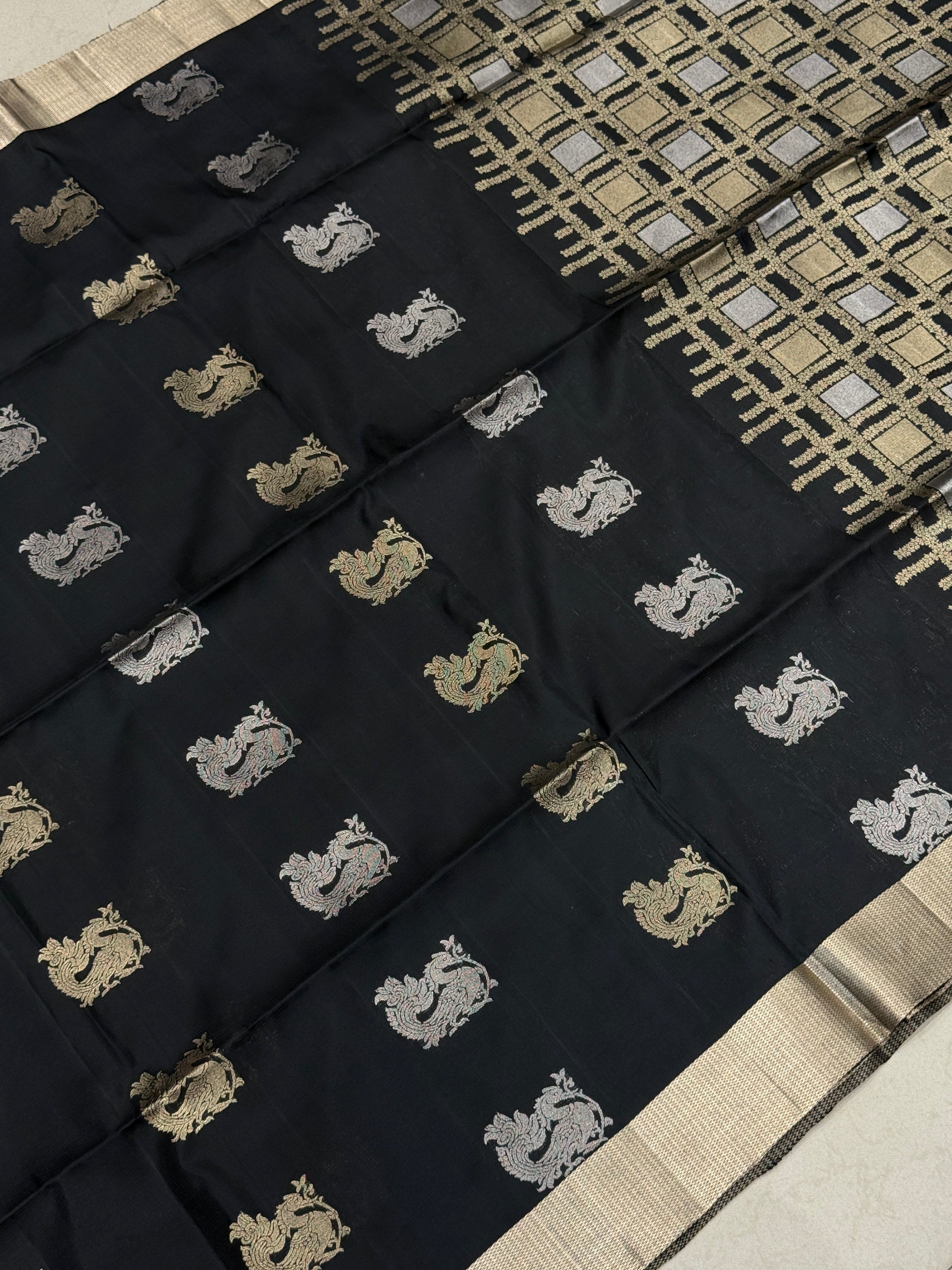 Black Contemporary Peacock Buttas Handloom Kanchipuram Pure Silk Saree