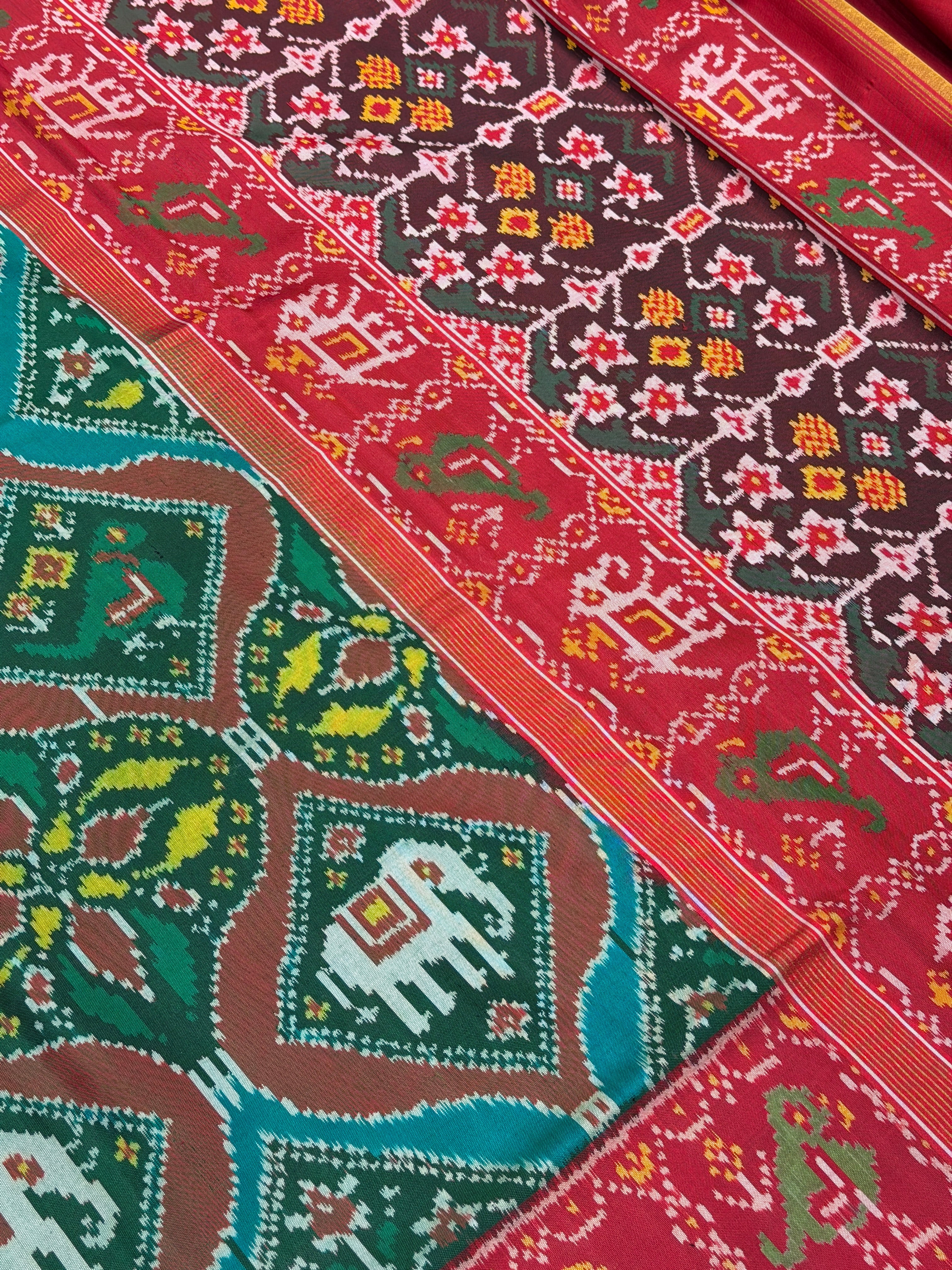 Bottle Green Astkone Figure Pure Silk Patan Patola Handloom Saree
