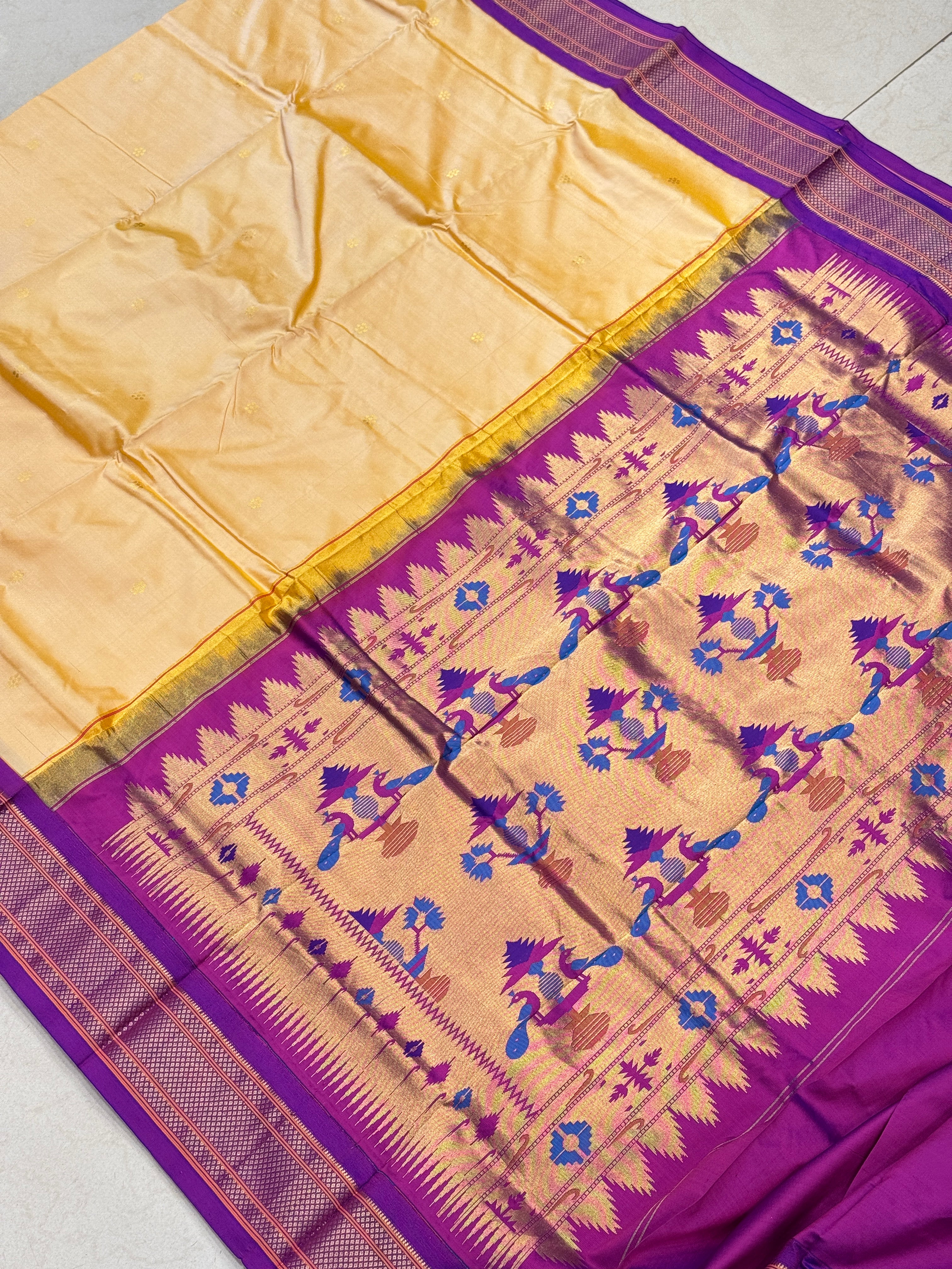 Beige Violet Morbangdi Paithani Pure Silk Saree