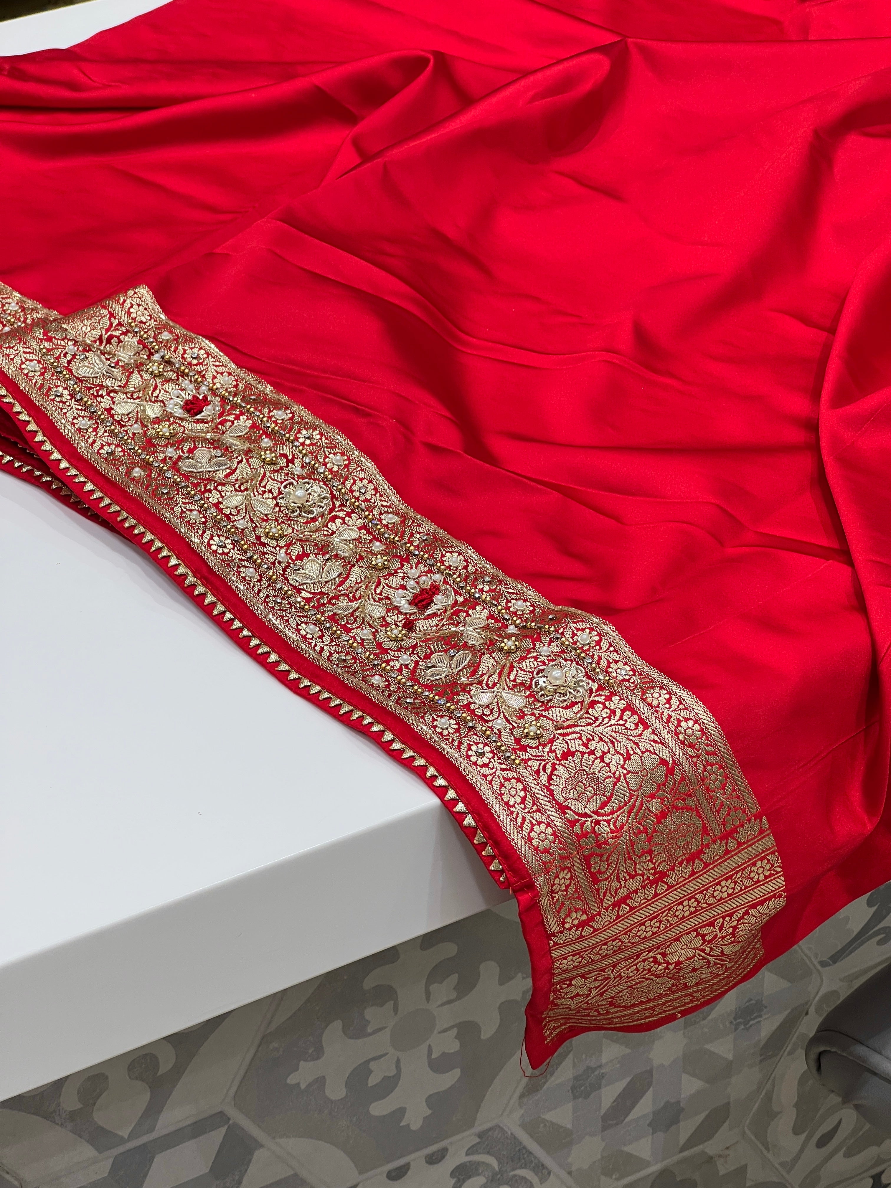 Red Banarasi Crown Resham 2.0 Hand Embroidery Saree