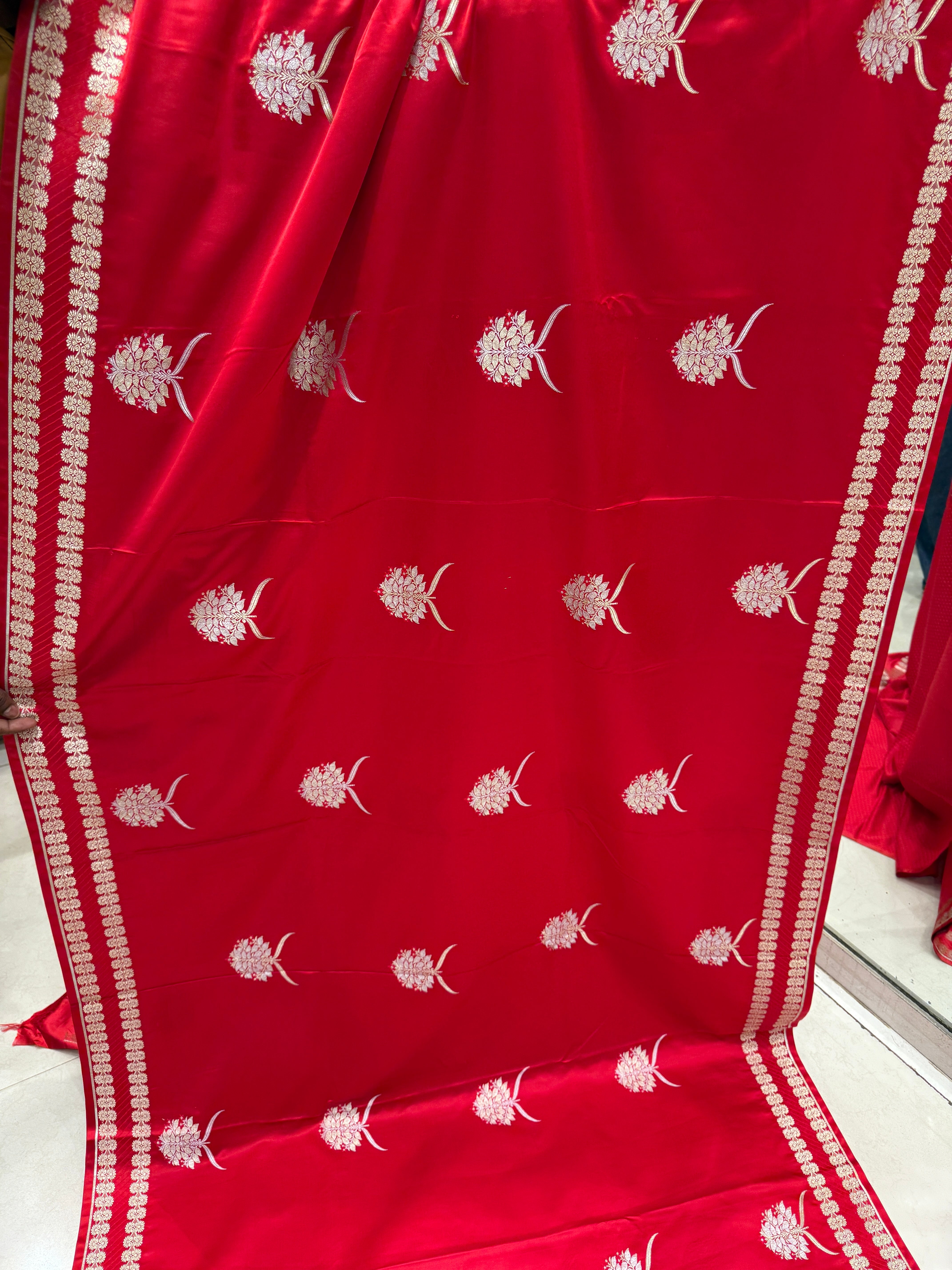 Red Banarasi Big Sliver Butta Saree